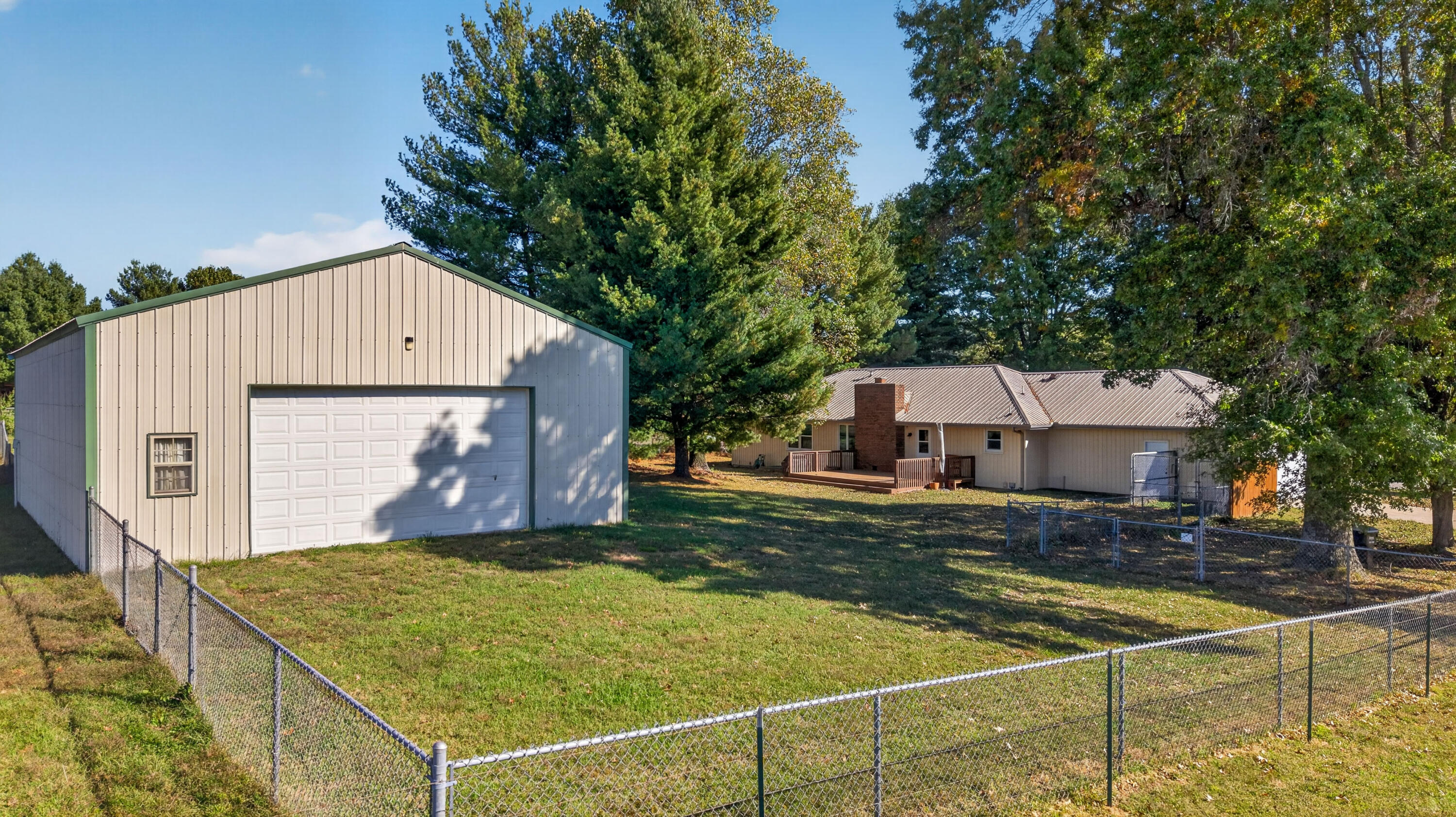 2157 North Farm Road 197 Property Photo 53
