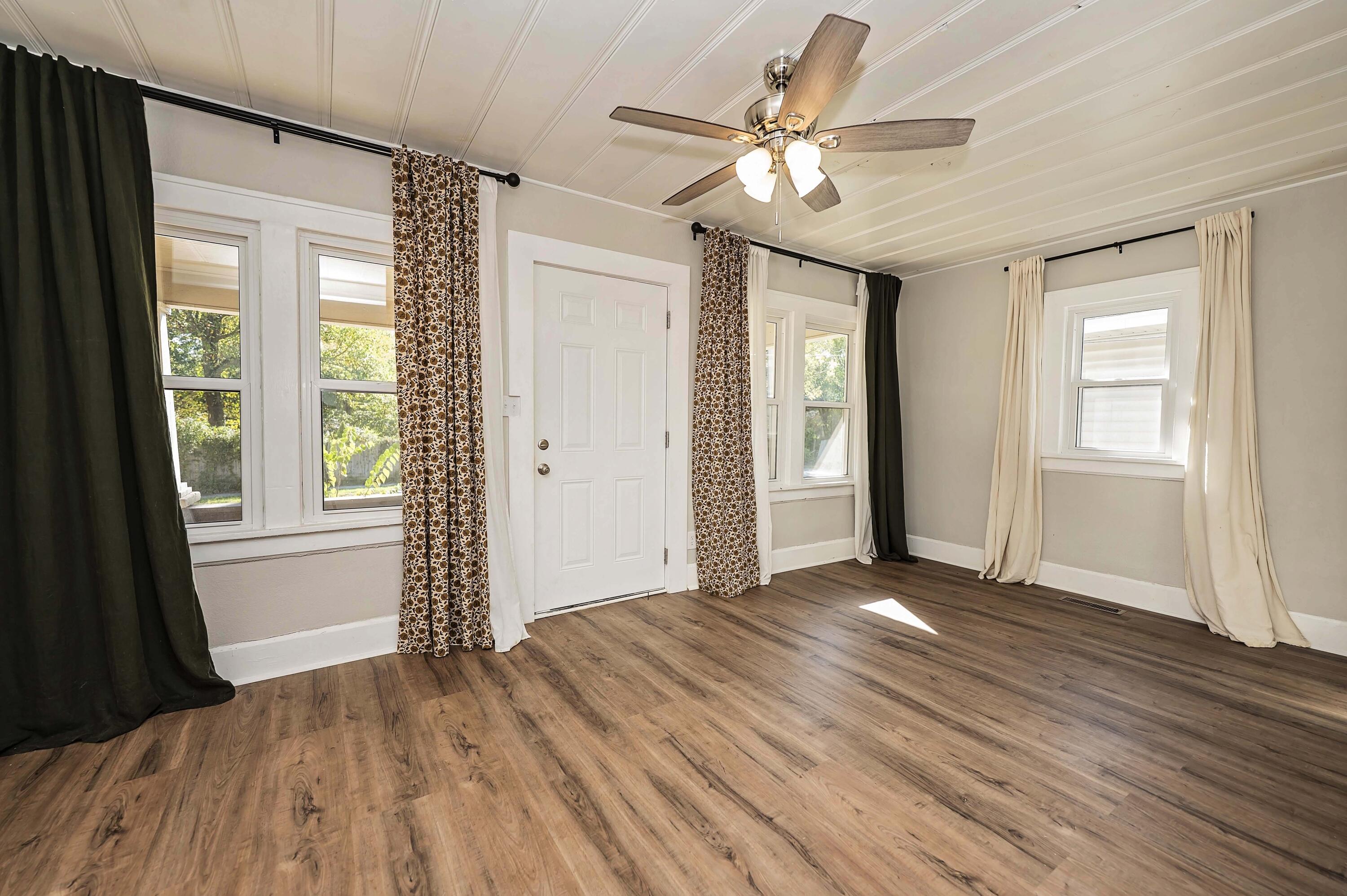 1413 West Mount Vernon Street Property Photo 2