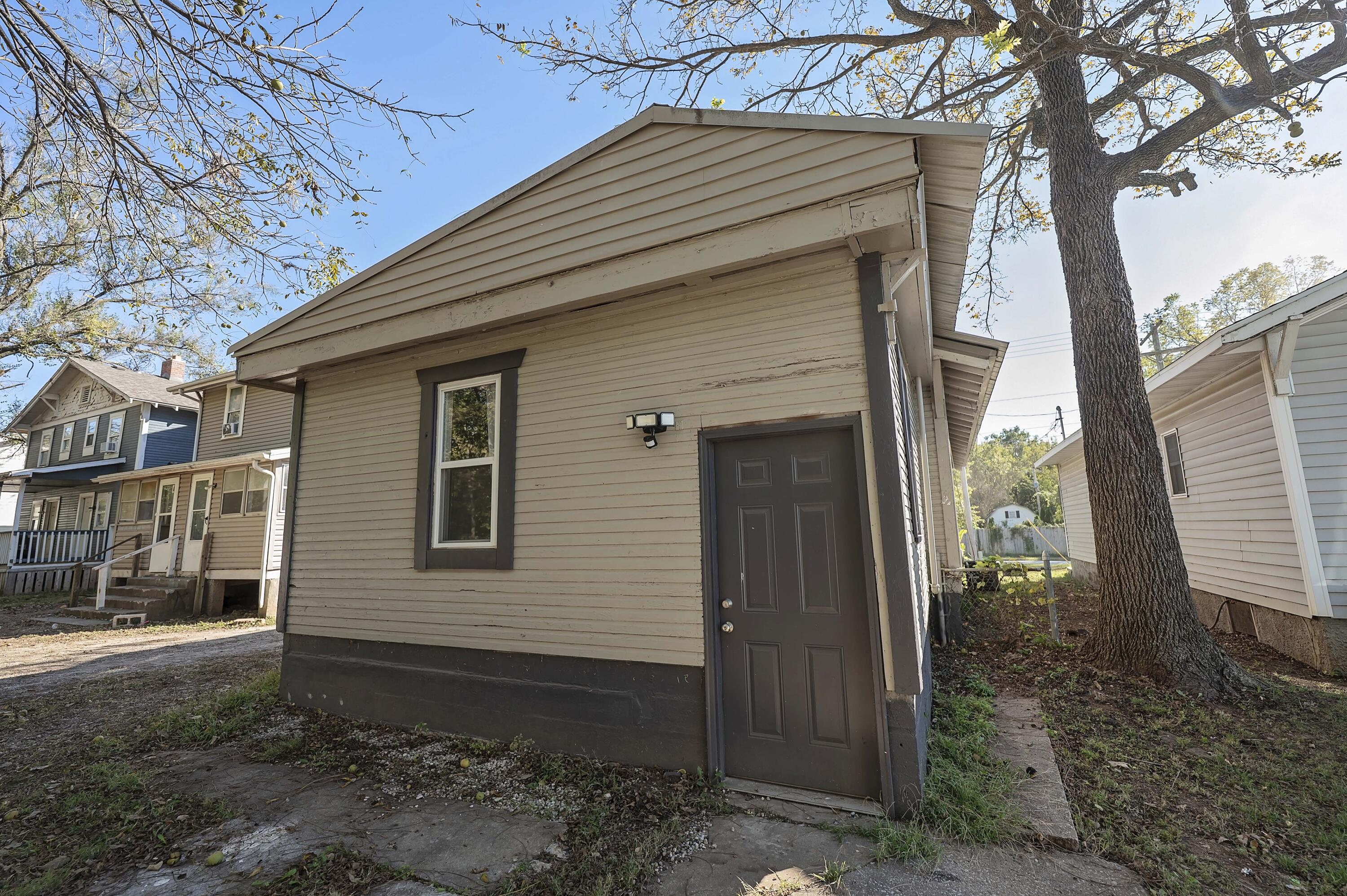 1413 West Mount Vernon Street Property Photo 22