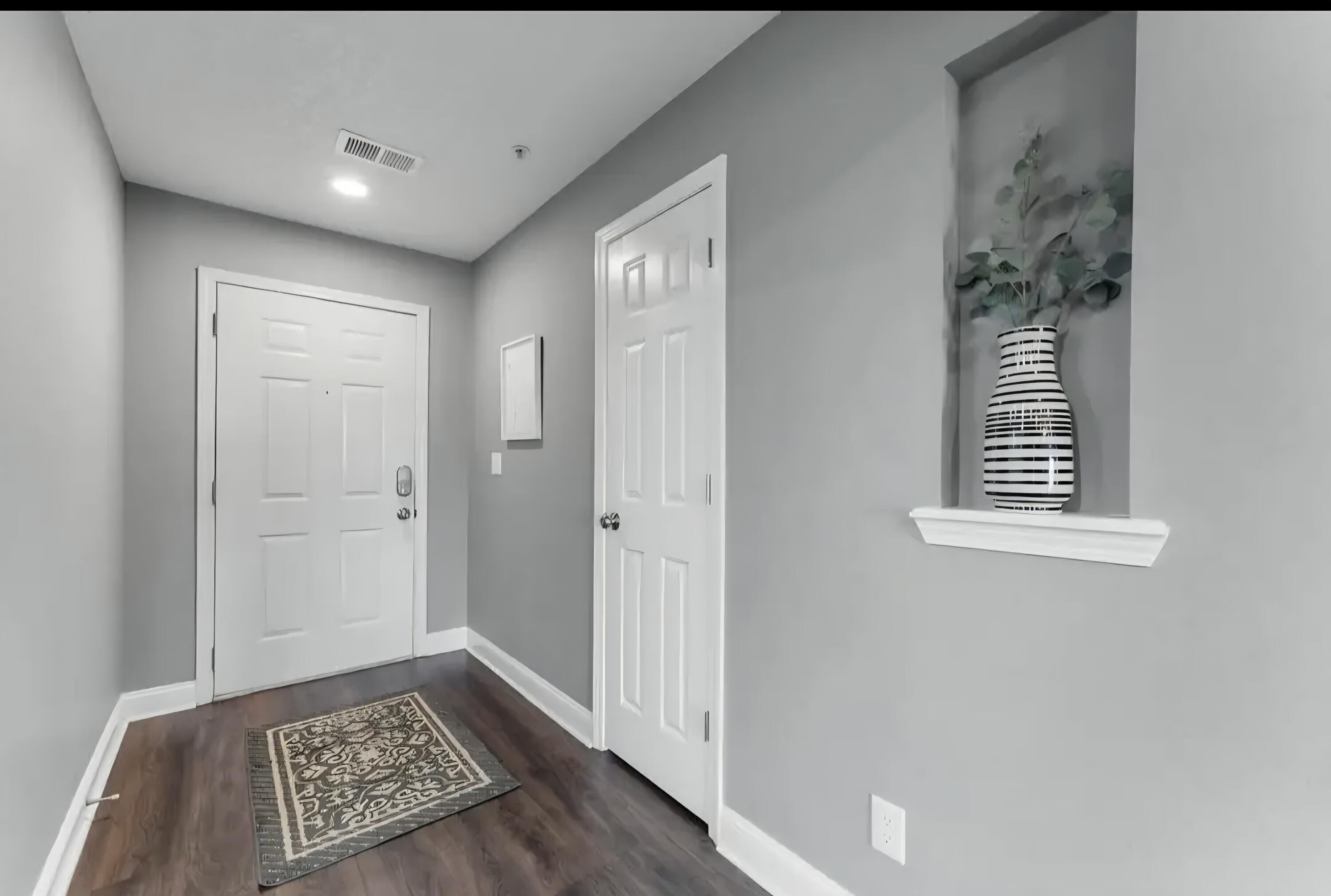 350 South Wildwood Drive F4 Property Photo 13