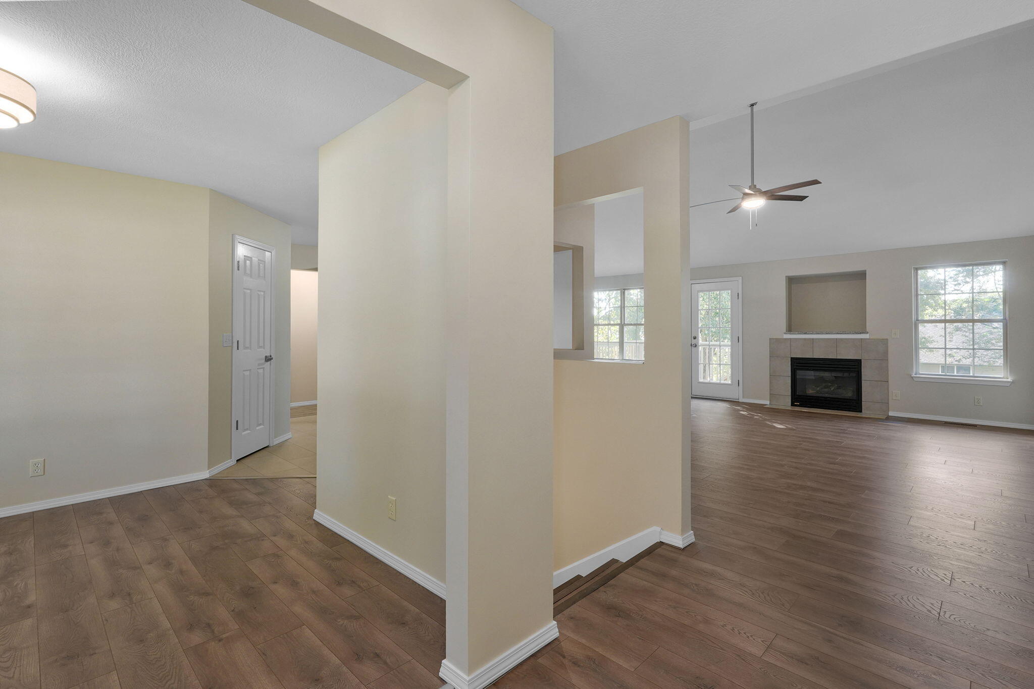 2404 West Rockwood Street Property Photo 5