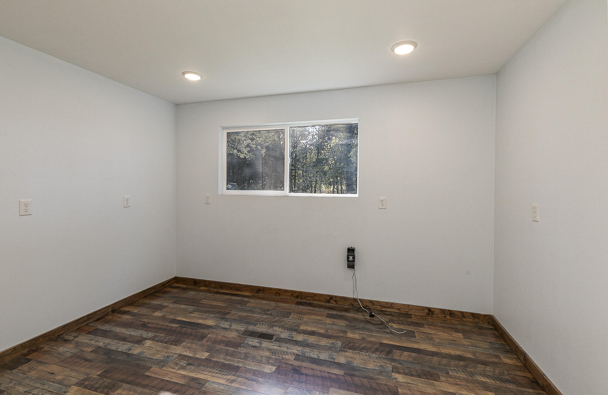 7044 North Flinthill Lane Property Photo 16