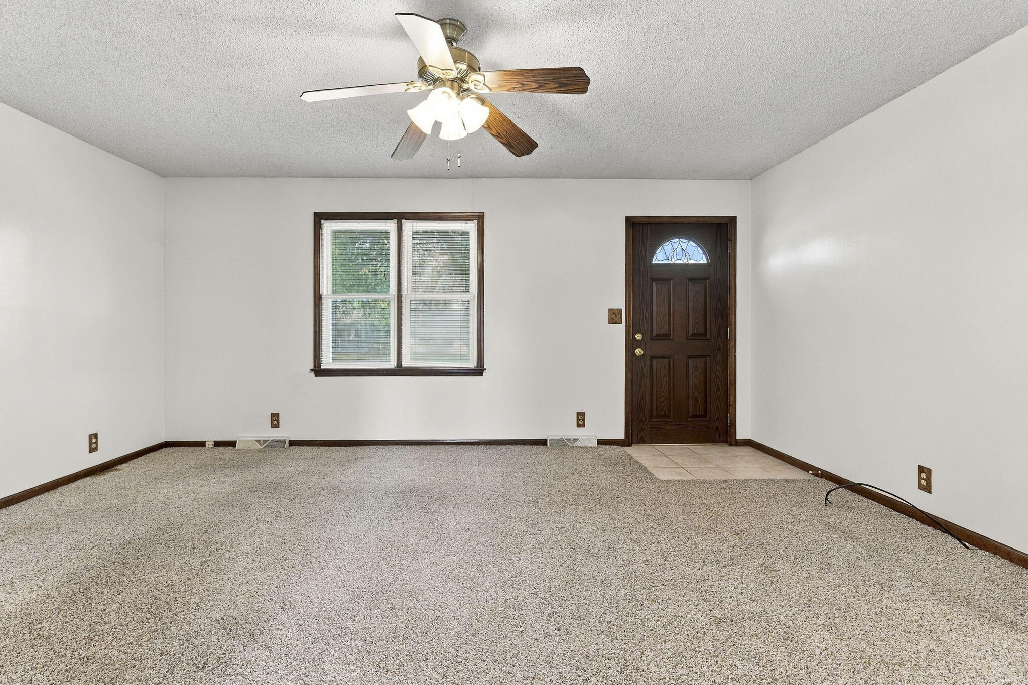 307 West Main Street Property Photo 8