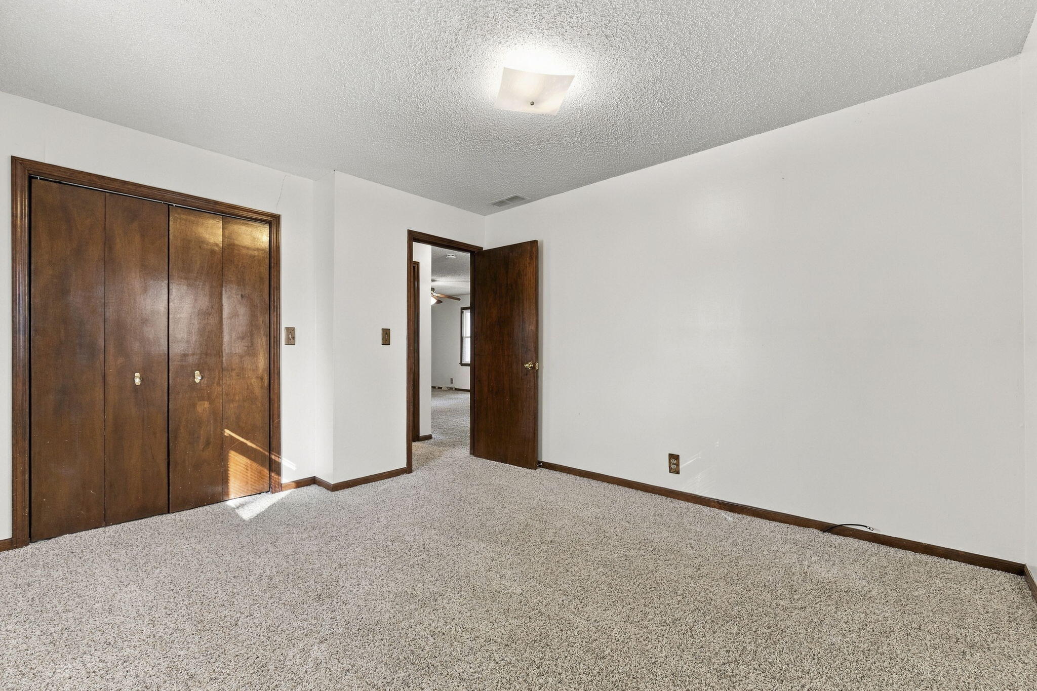 307 West Main Street Property Photo 23