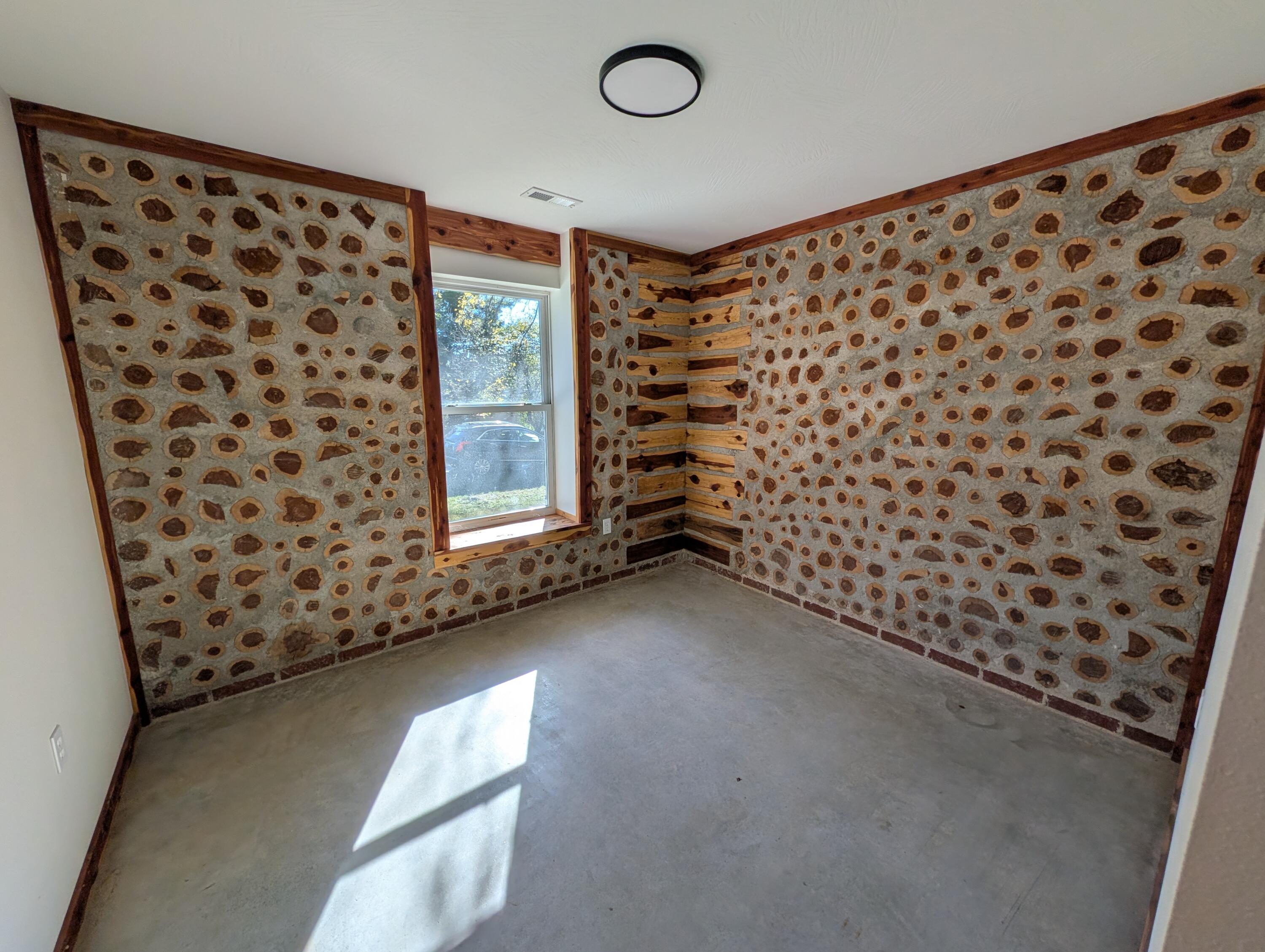 613 East Main Street Property Photo 15