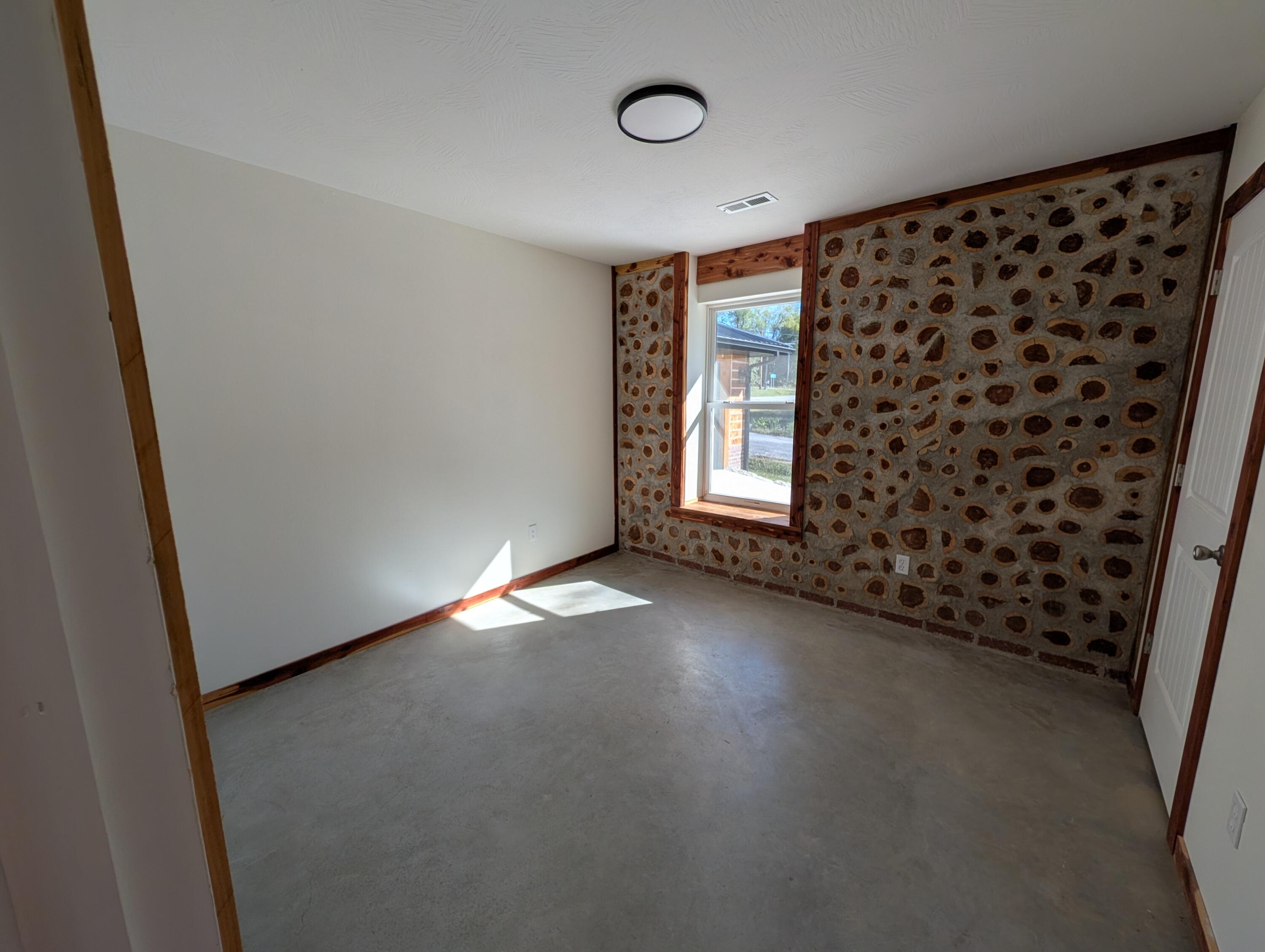 613 East Main Street Property Photo 20