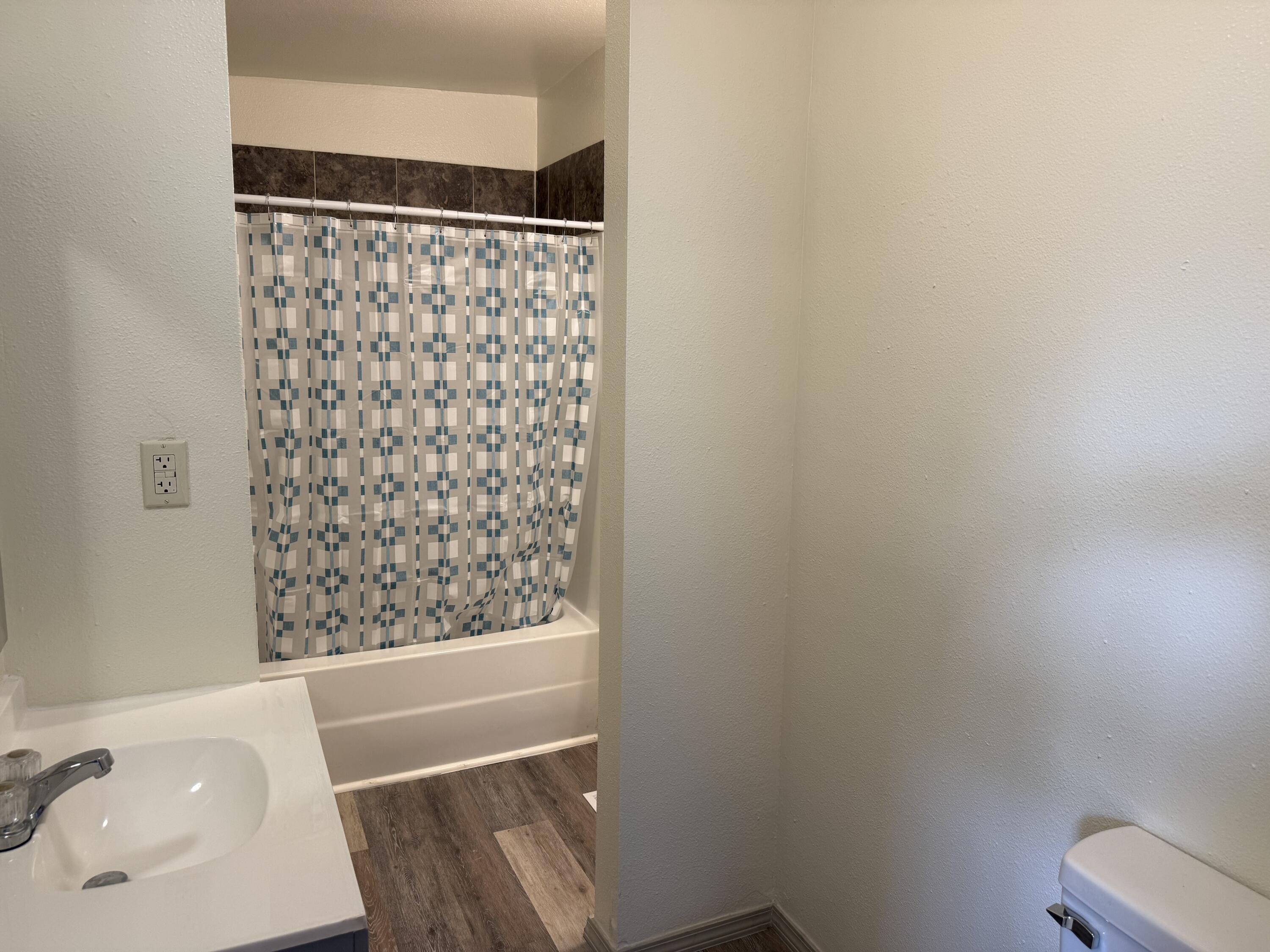 1820 West Olive Street Property Photo 10