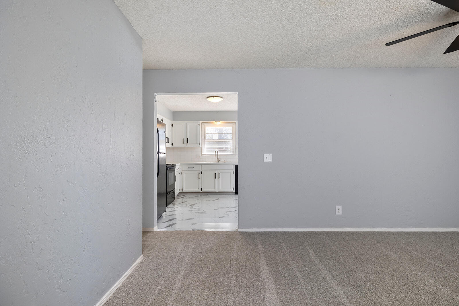 1412 East Rosewood Street Property Photo 6