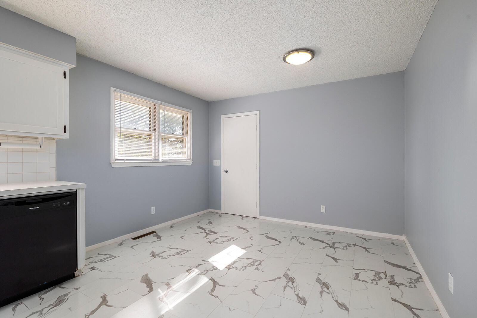 1412 East Rosewood Street Property Photo 12