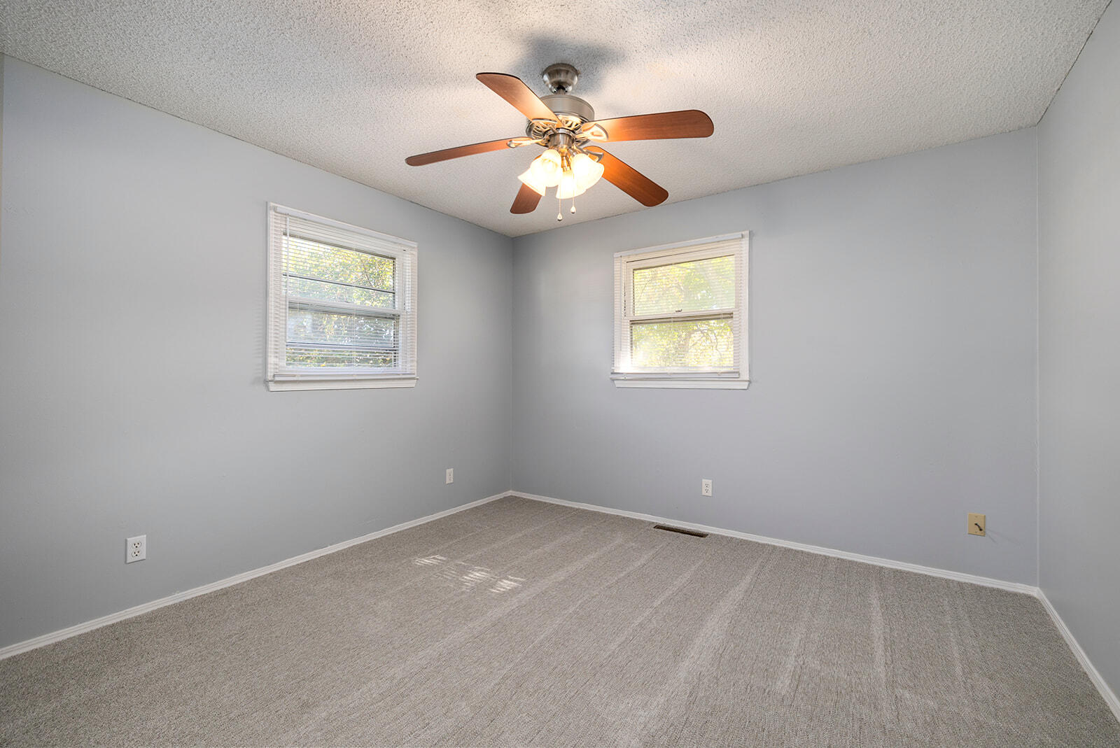 1412 East Rosewood Street Property Photo 22