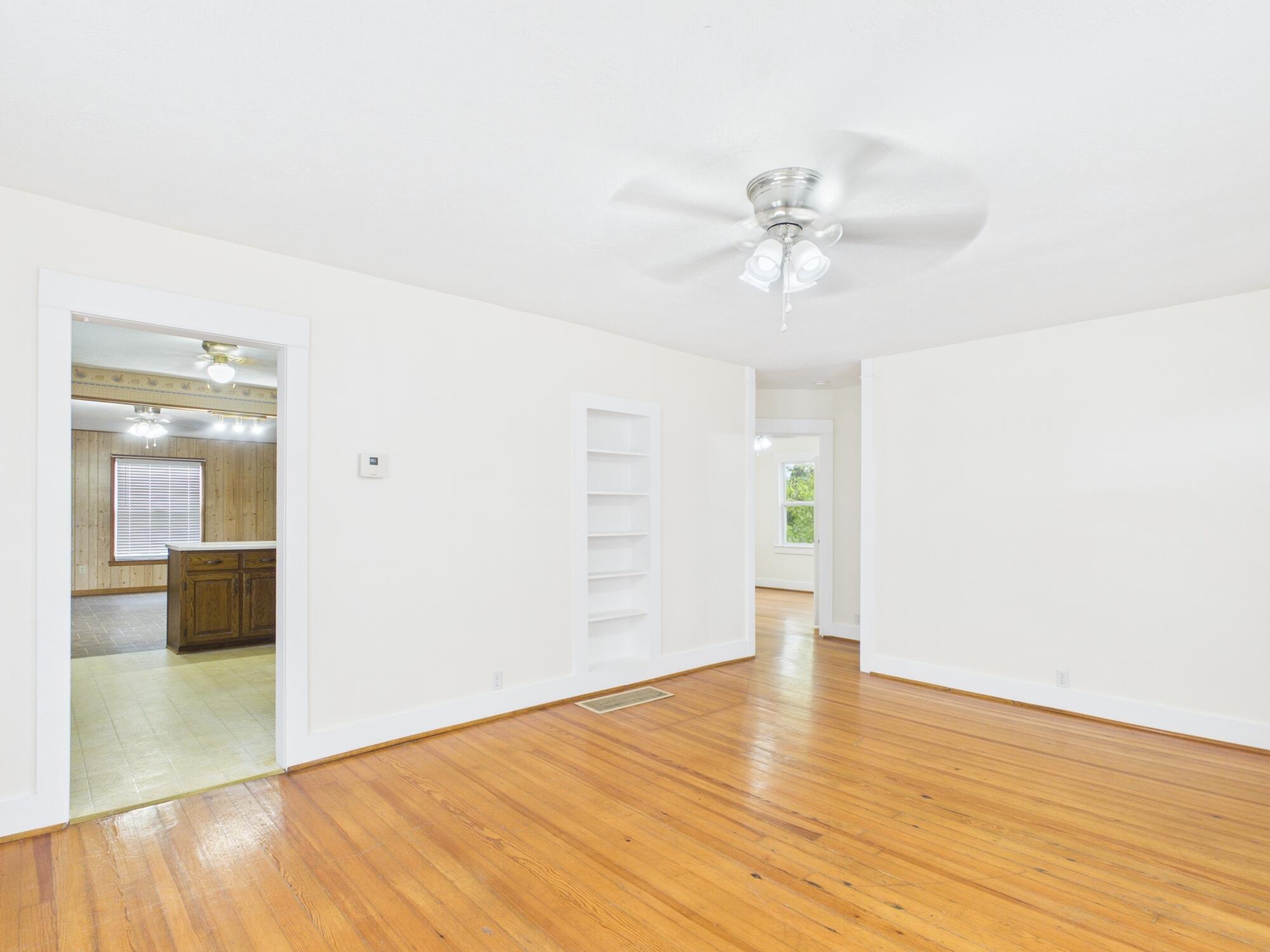 604 Summit Street Property Photo 13