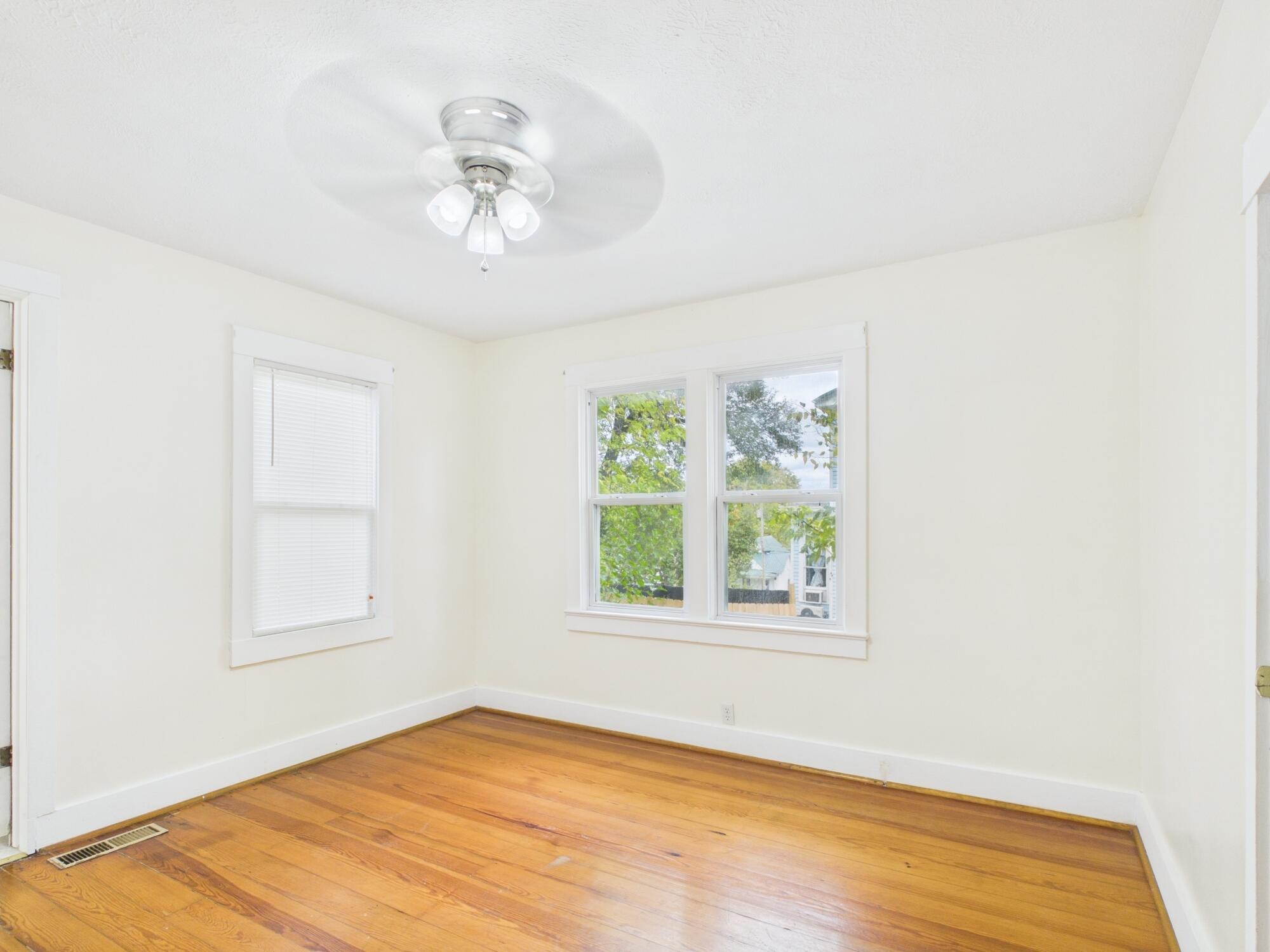 604 Summit Street Property Photo 20
