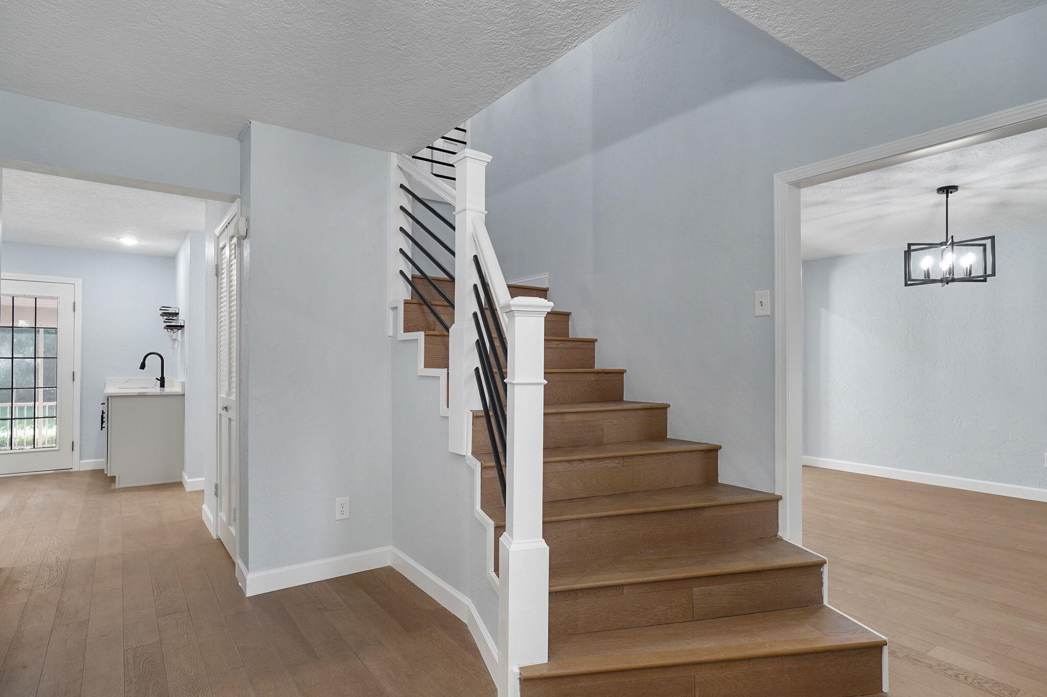 2435 East Michelle Place Property Photo 8