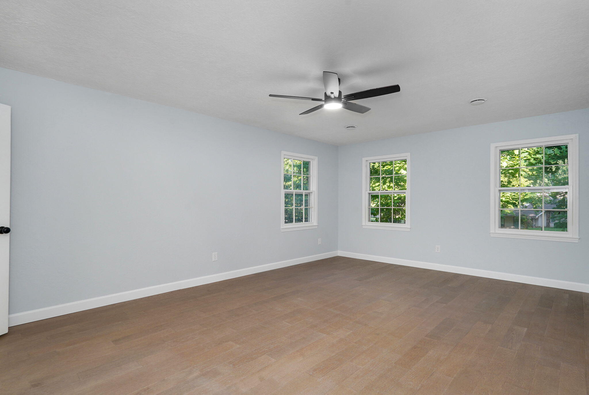 2435 East Michelle Place Property Photo 30