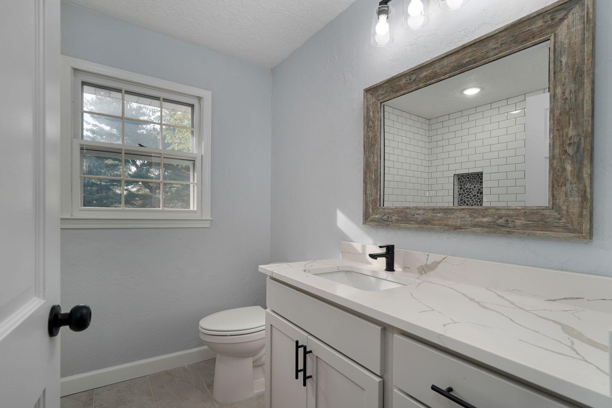 2435 East Michelle Place Property Photo 40