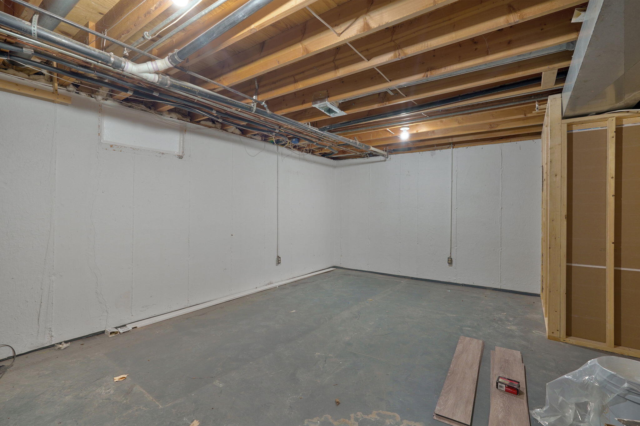 2435 East Michelle Place Property Photo 46