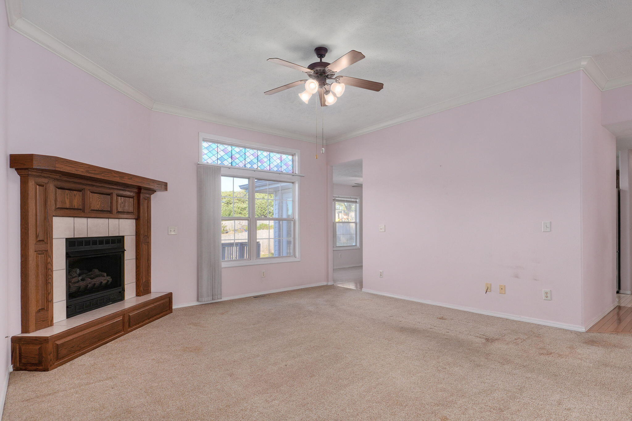 501 Sarah Court Property Photo 9