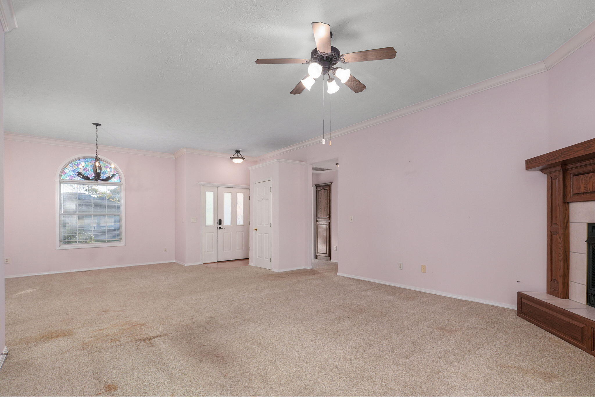 501 Sarah Court Property Photo 10