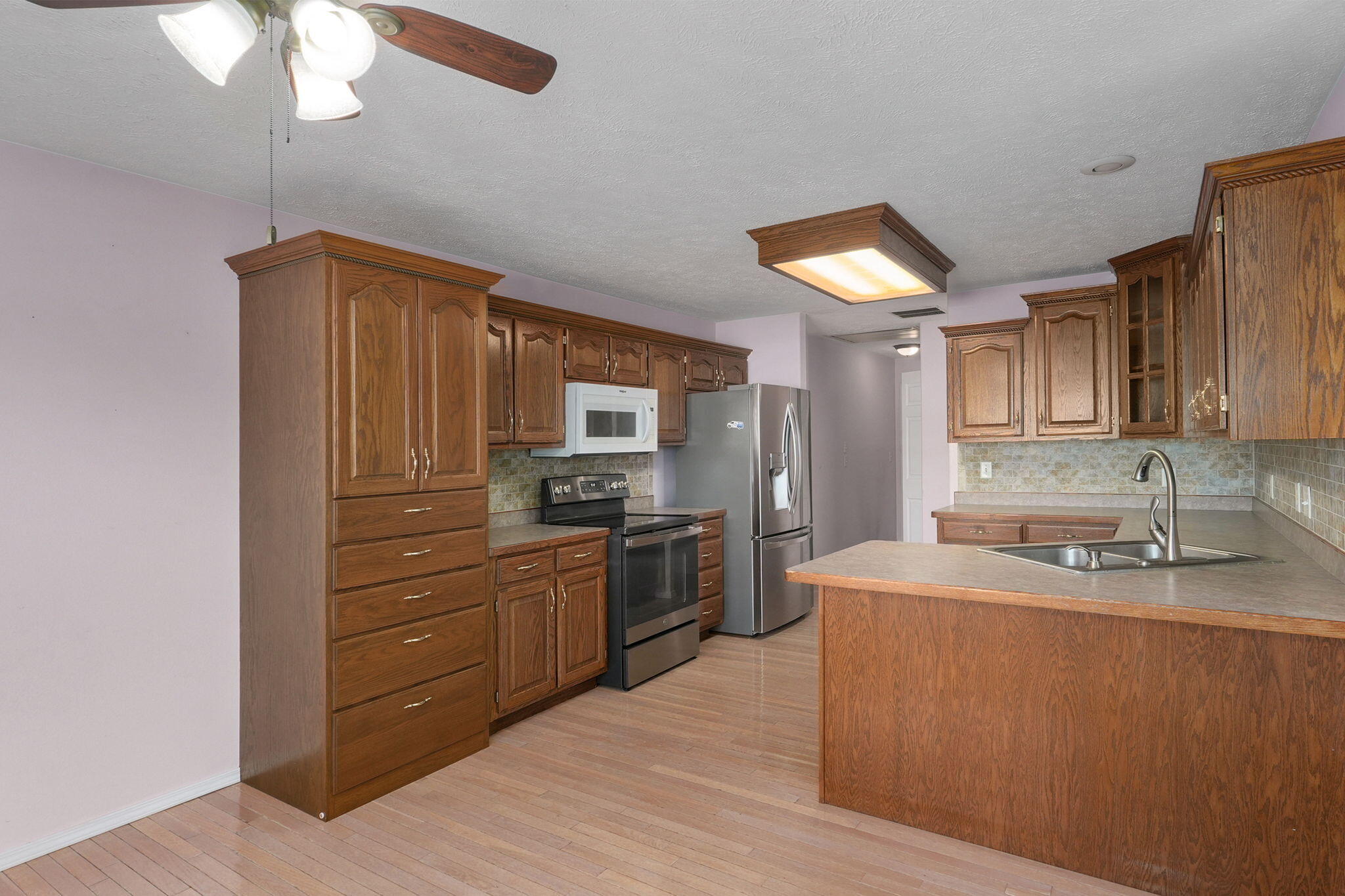 501 Sarah Court Property Photo 12