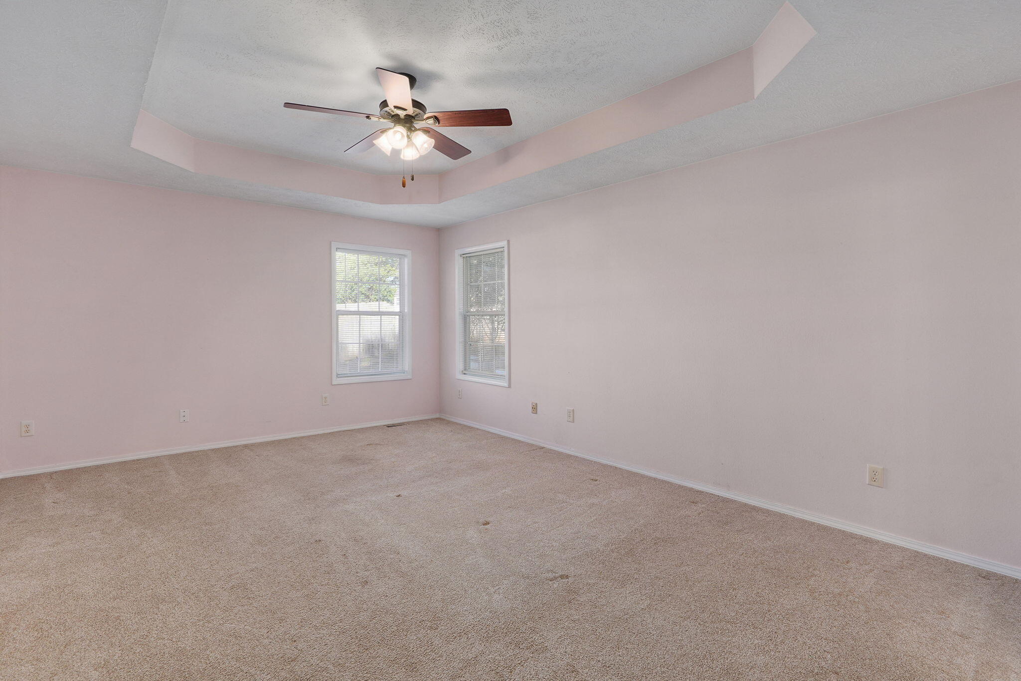 501 Sarah Court Property Photo 17