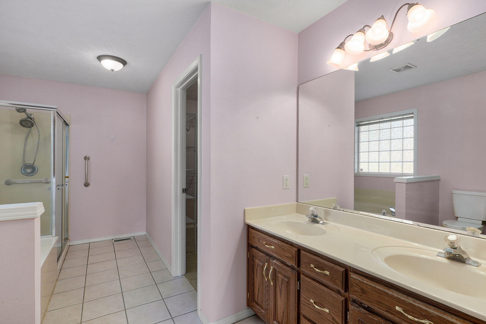 501 Sarah Court Property Photo 19