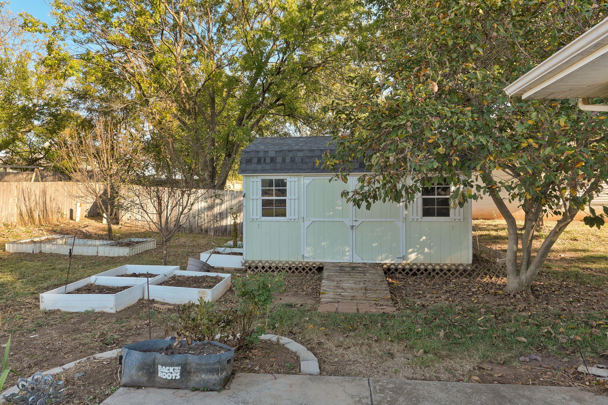 501 Sarah Court Property Photo 27