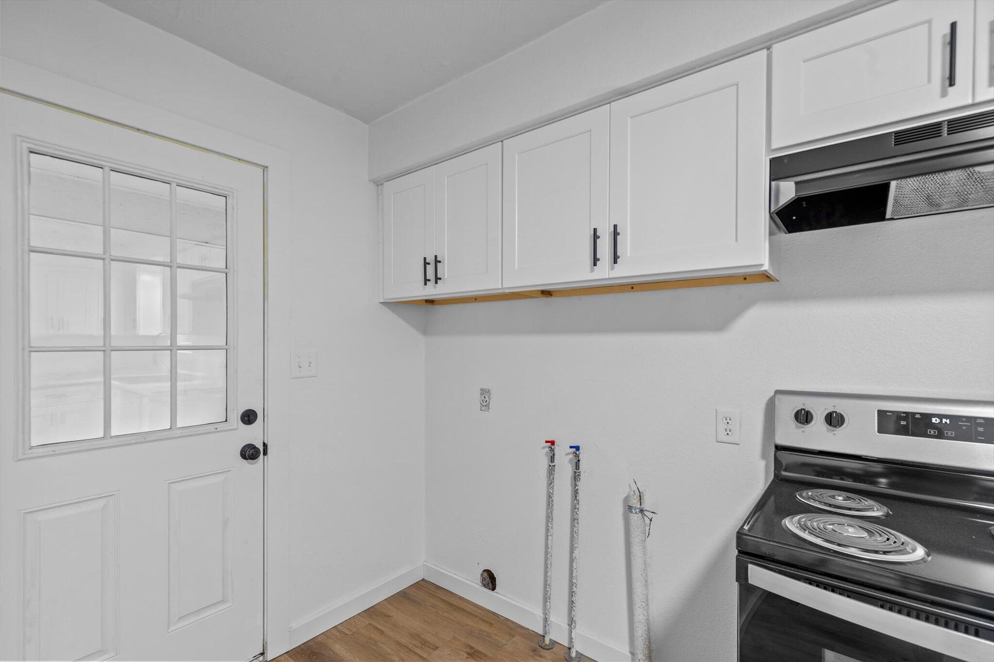 2750 West Walnut Street Property Photo 12