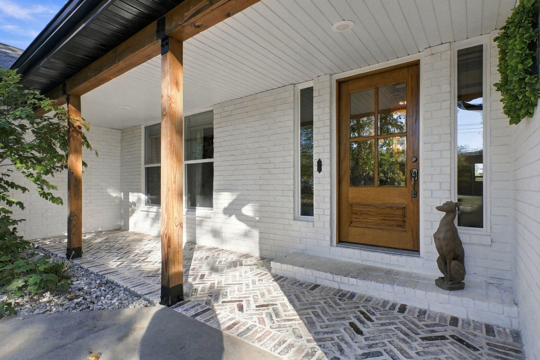 935 East 477th Road Property Photo 1