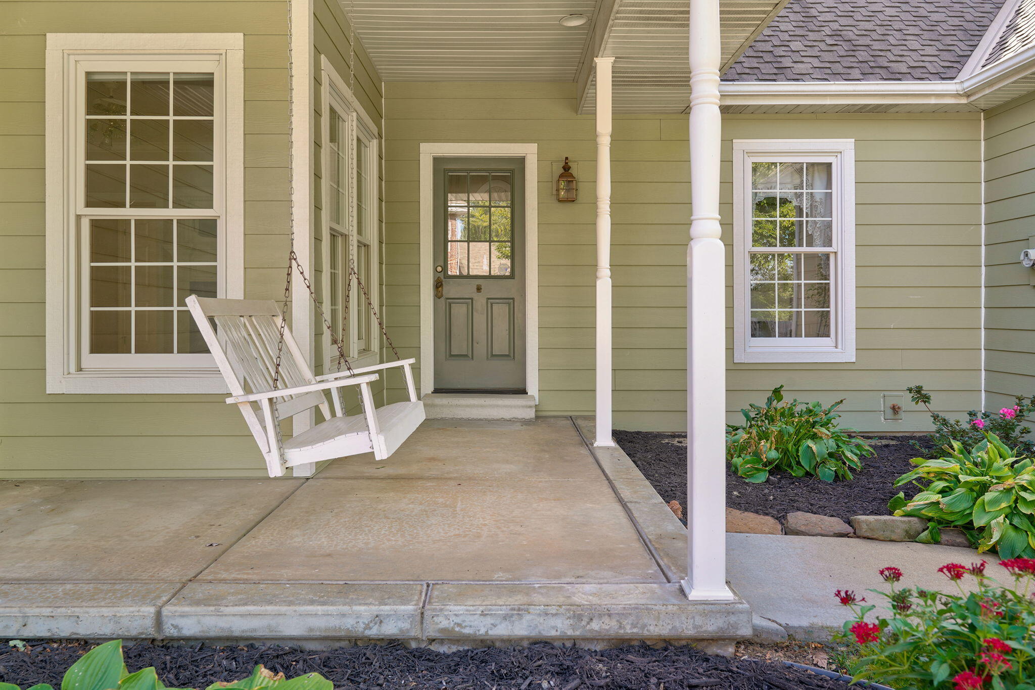 3753 South Forest Avenue Property Photo 8