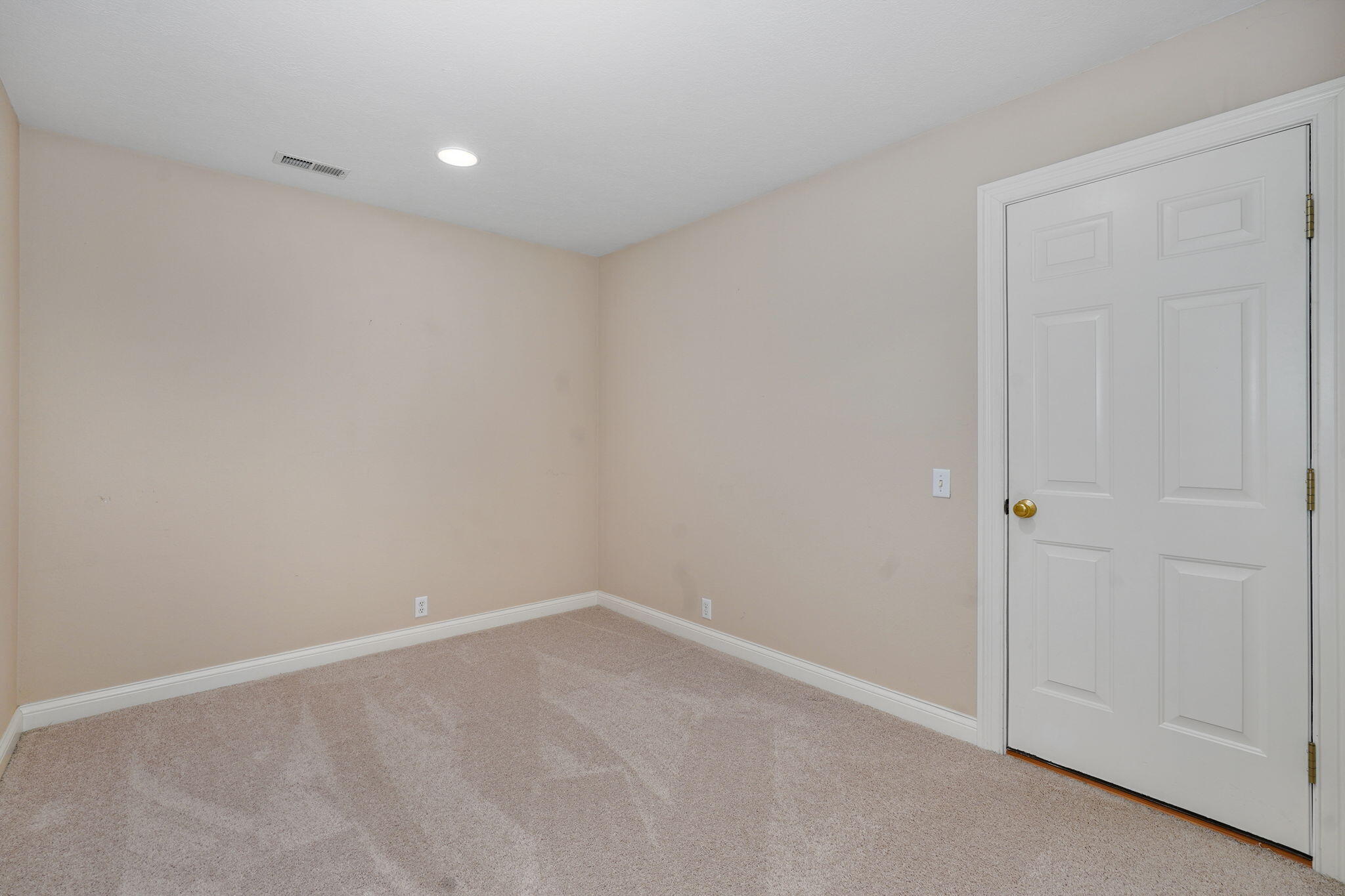3753 South Forest Avenue Property Photo 49