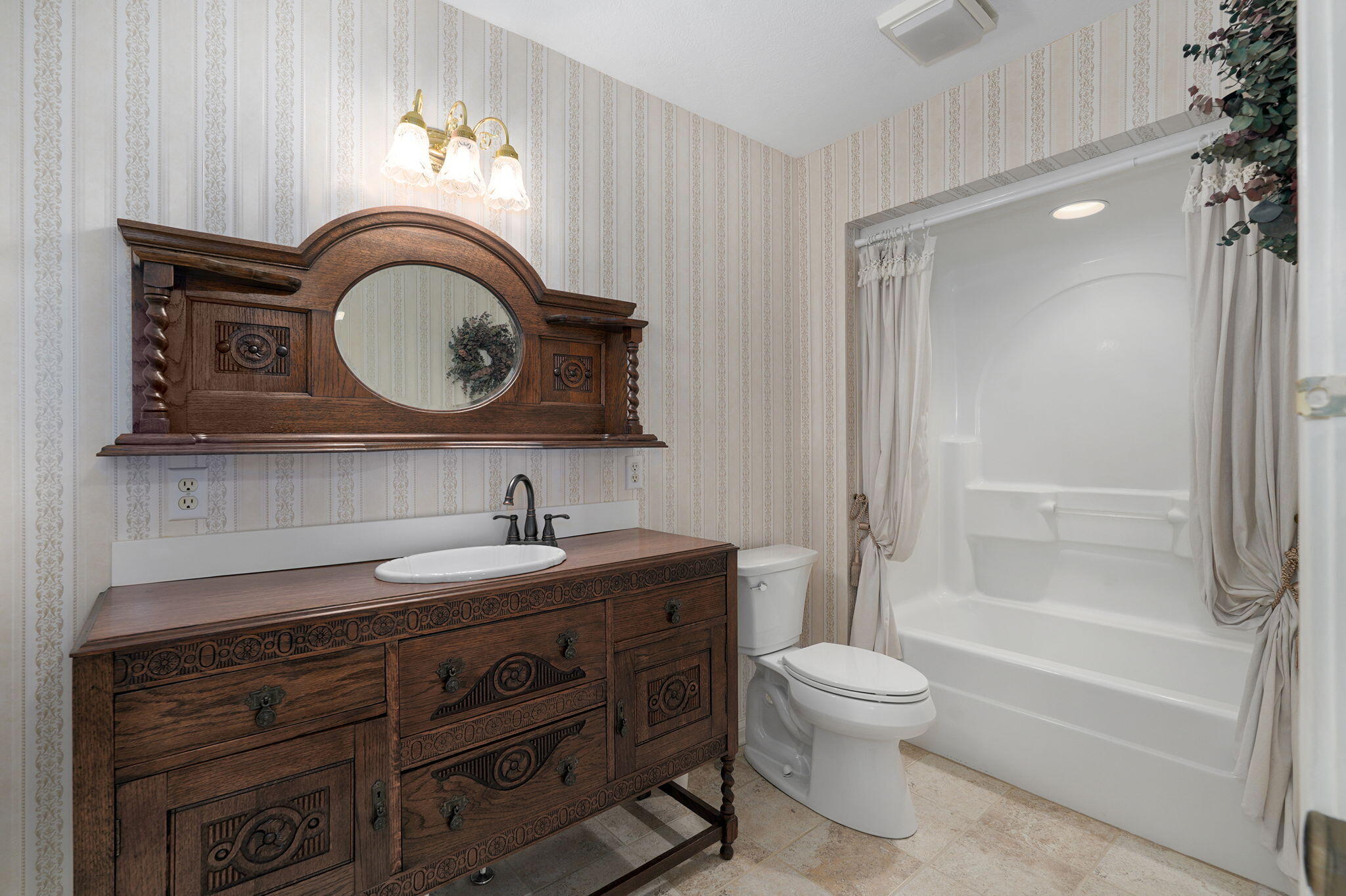 3753 South Forest Avenue Property Photo 51