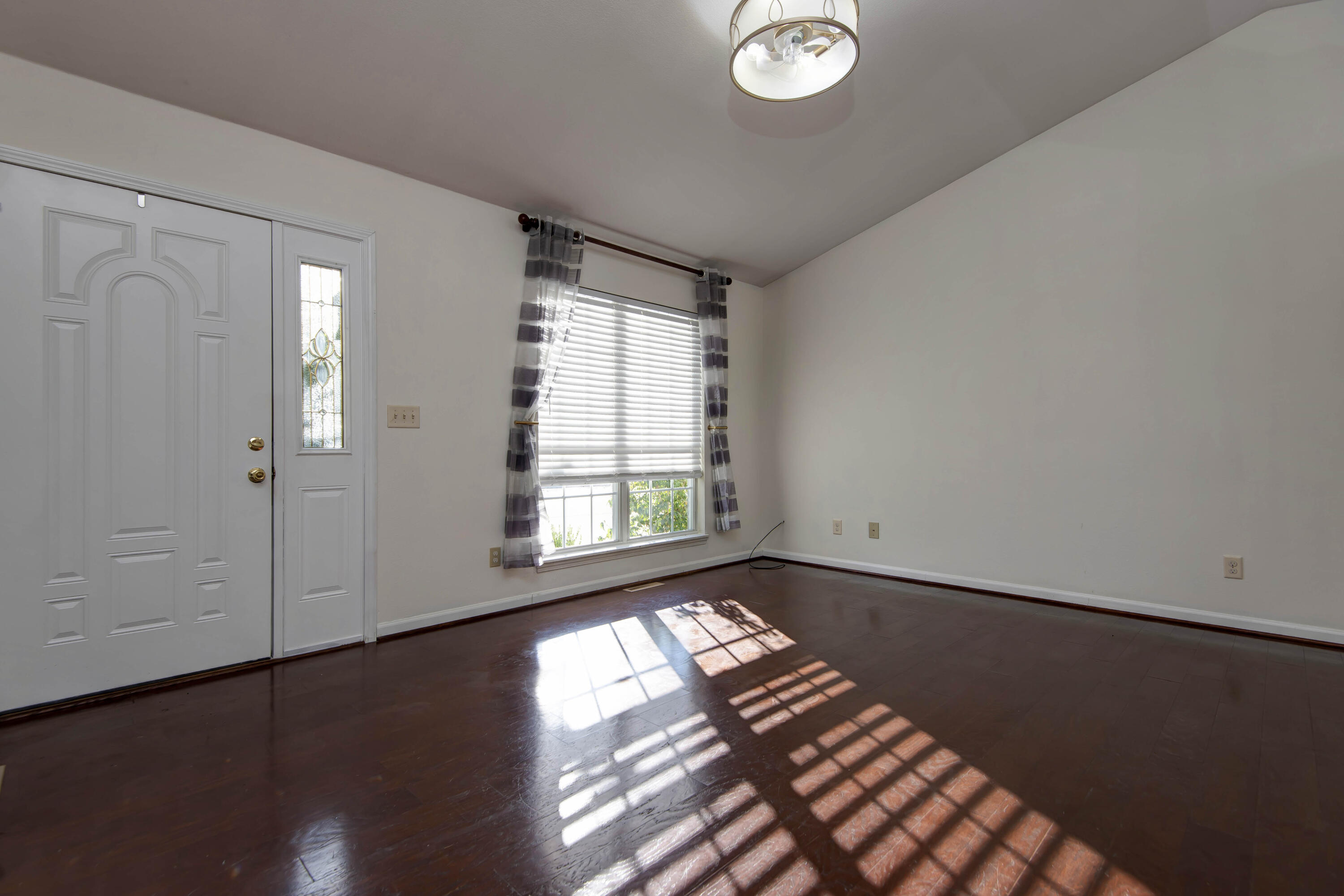 220 Blossom Valley Property Photo 6