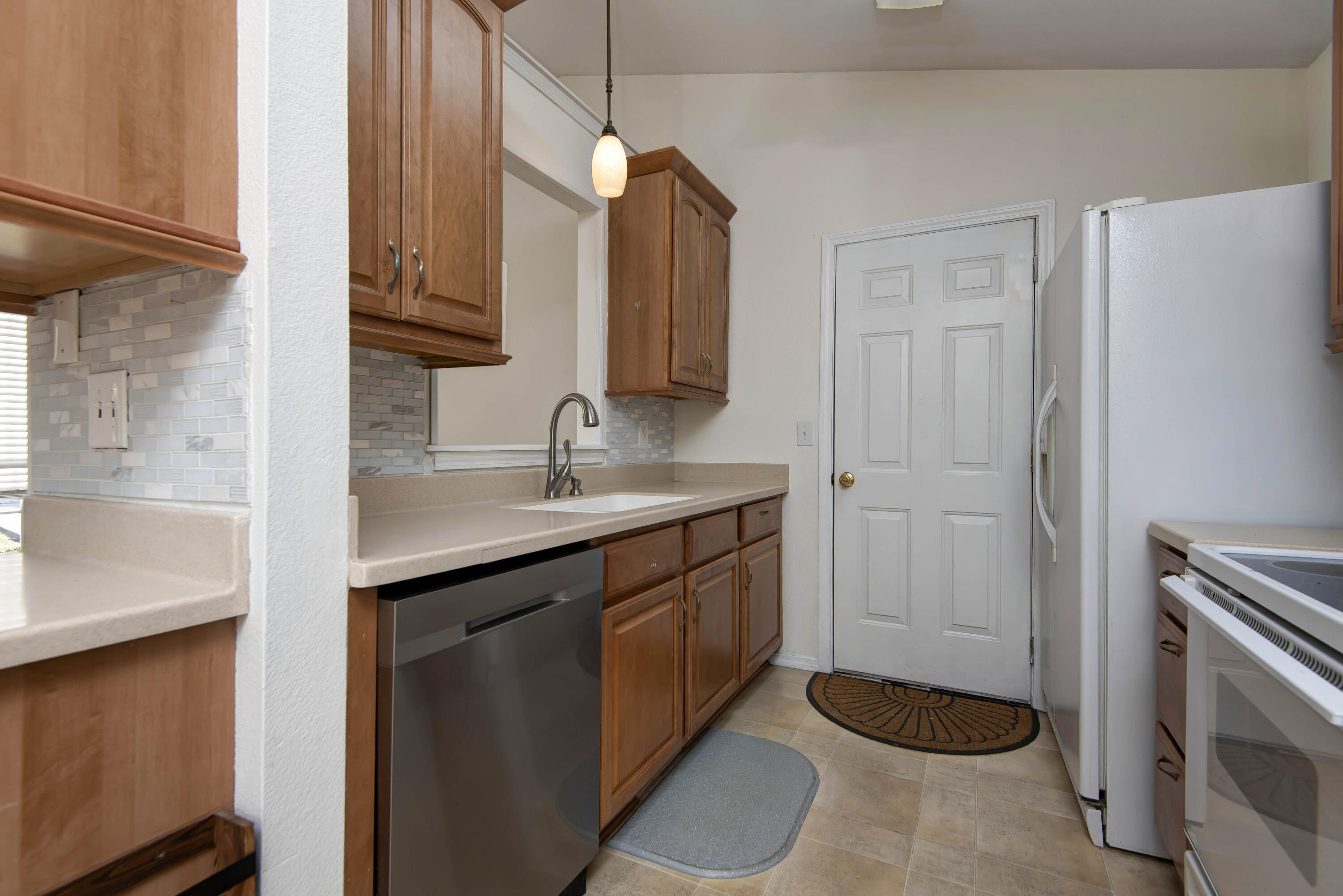 220 Blossom Valley Property Photo 9