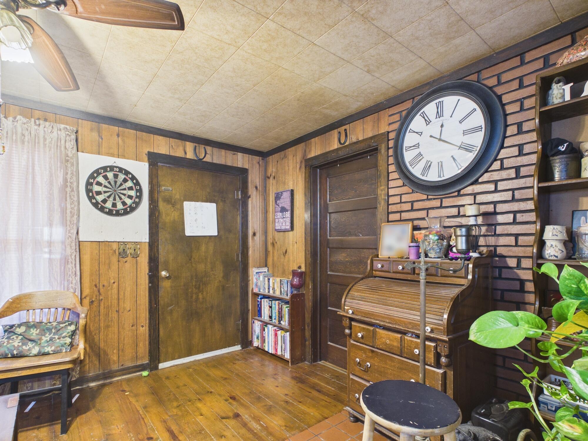 1102 Ozark Street Property Photo 13