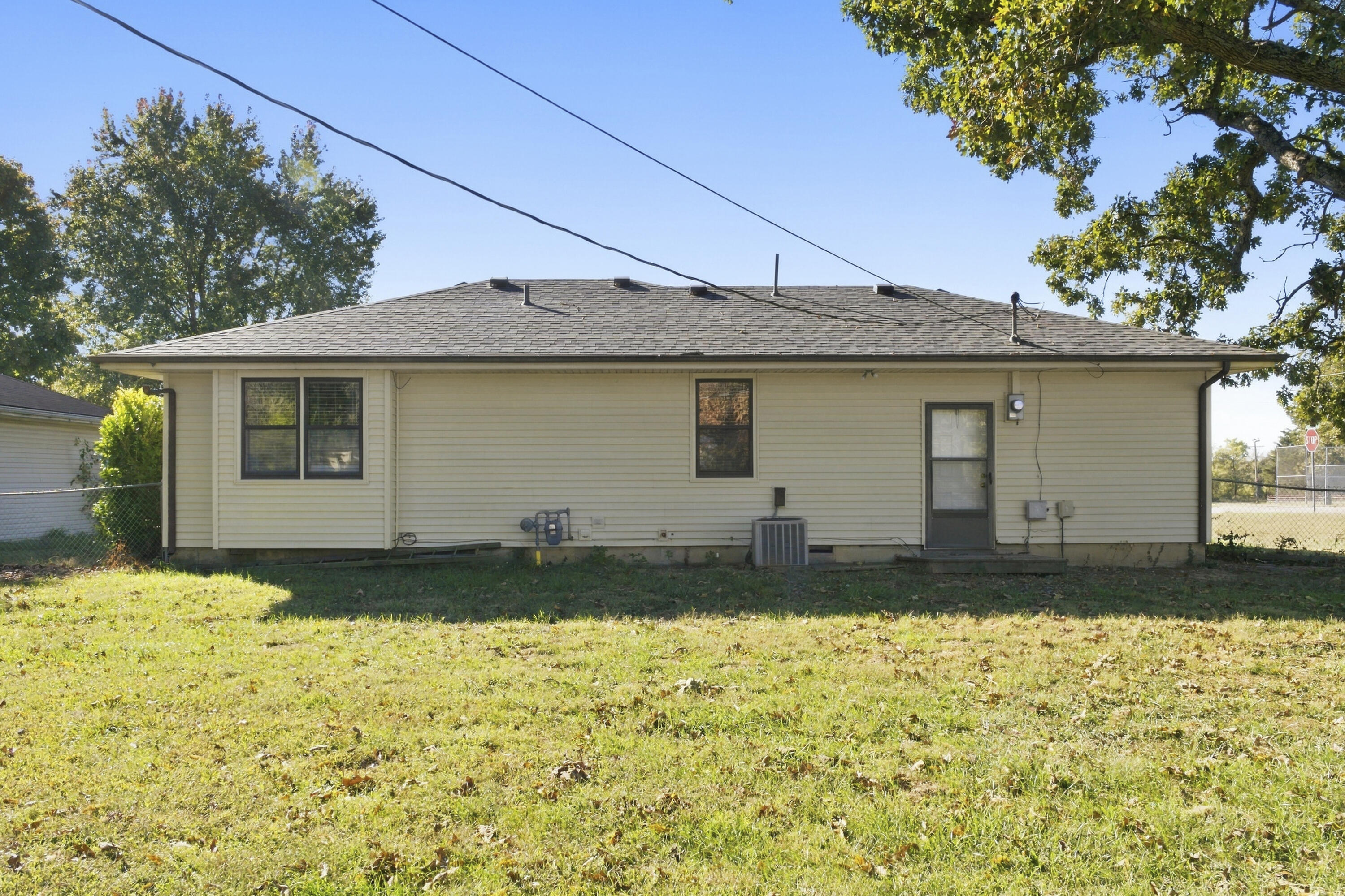 208 Glenn Street Property Photo 20