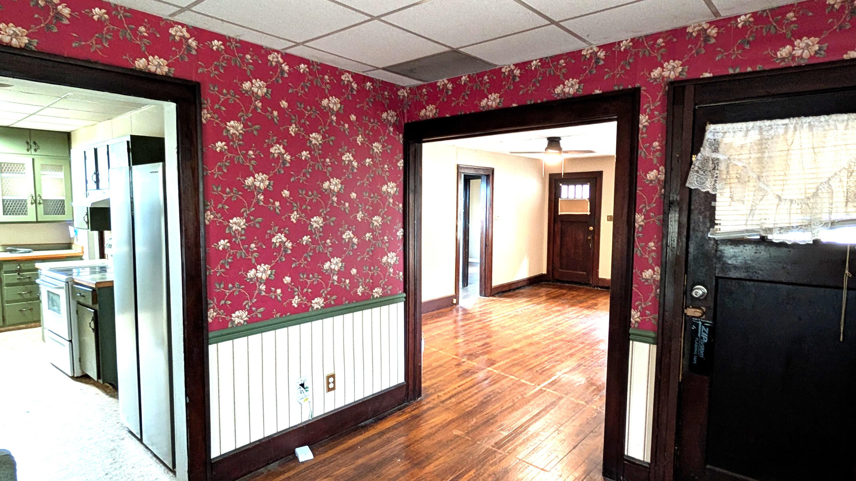 2837 North Grant Avenue Property Photo 4