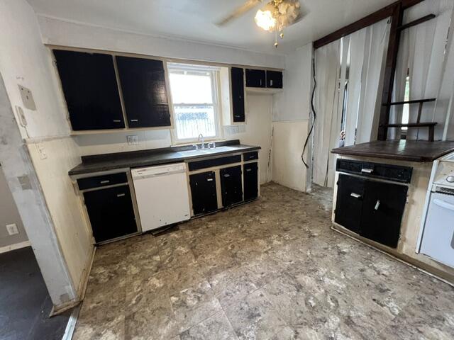 912 North Brown Avenue Property Photo 7