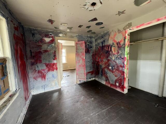 912 North Brown Avenue Property Photo 11