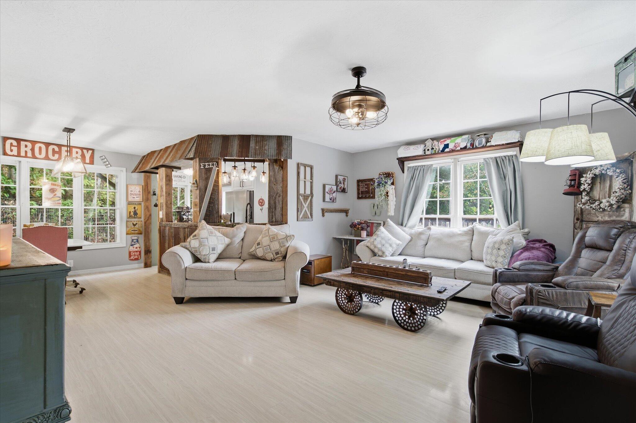 320 Leawood Drive Property Photo 16
