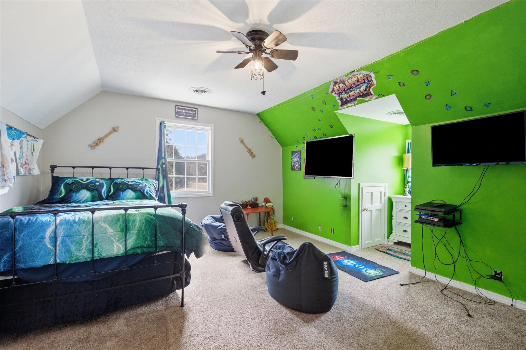320 Leawood Drive Property Photo 34