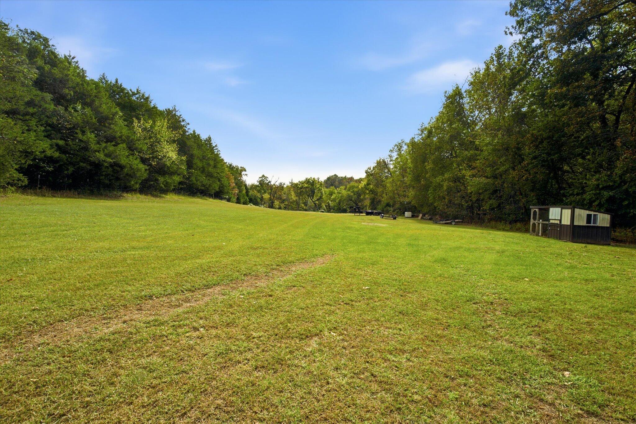 320 Leawood Drive Property Photo 43