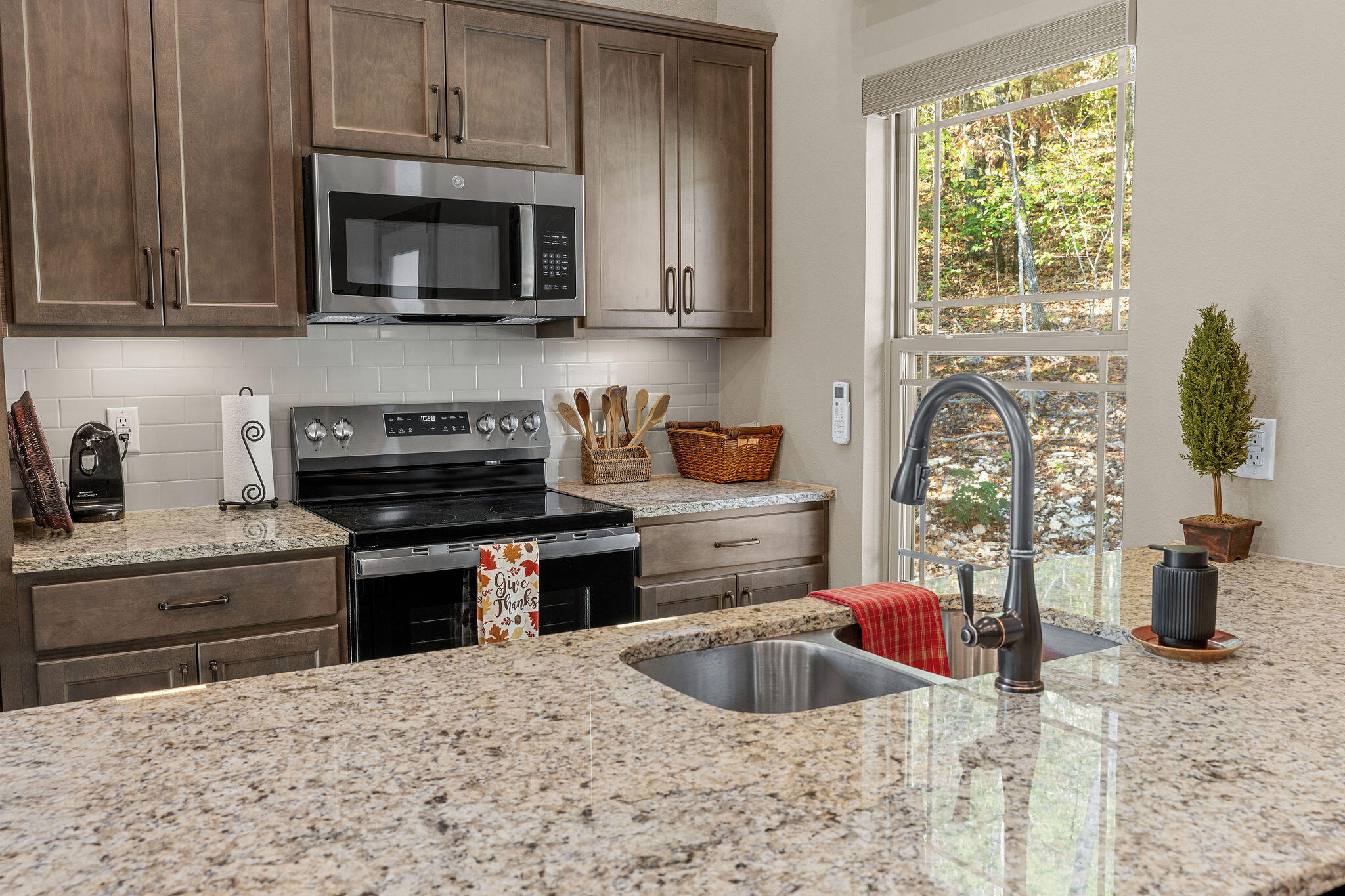 825 Tall Timbers Way Property Photo 15