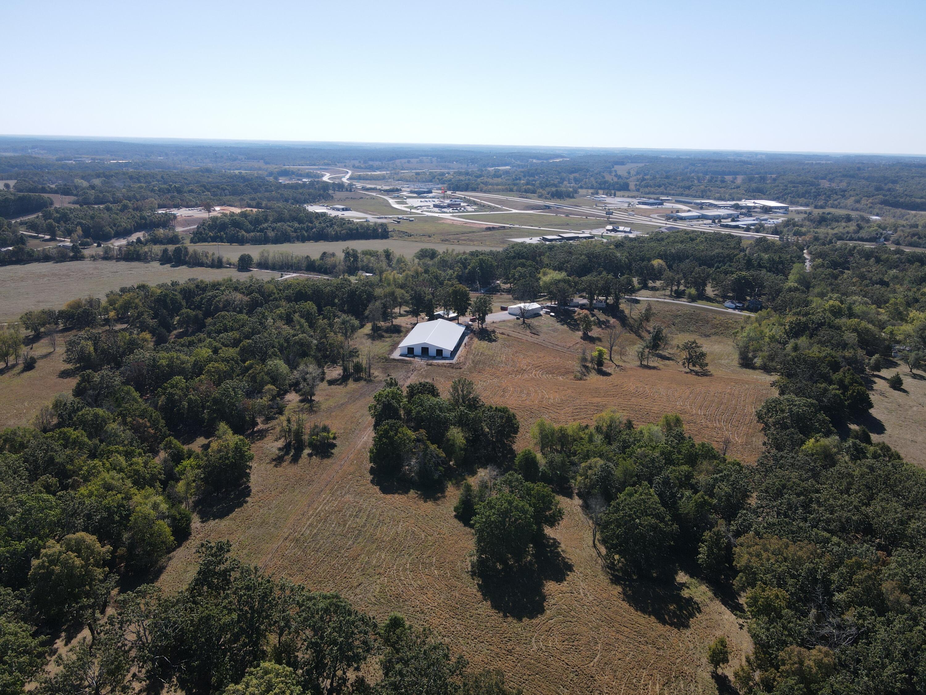 1107 Holloway Drive Property Photo 5
