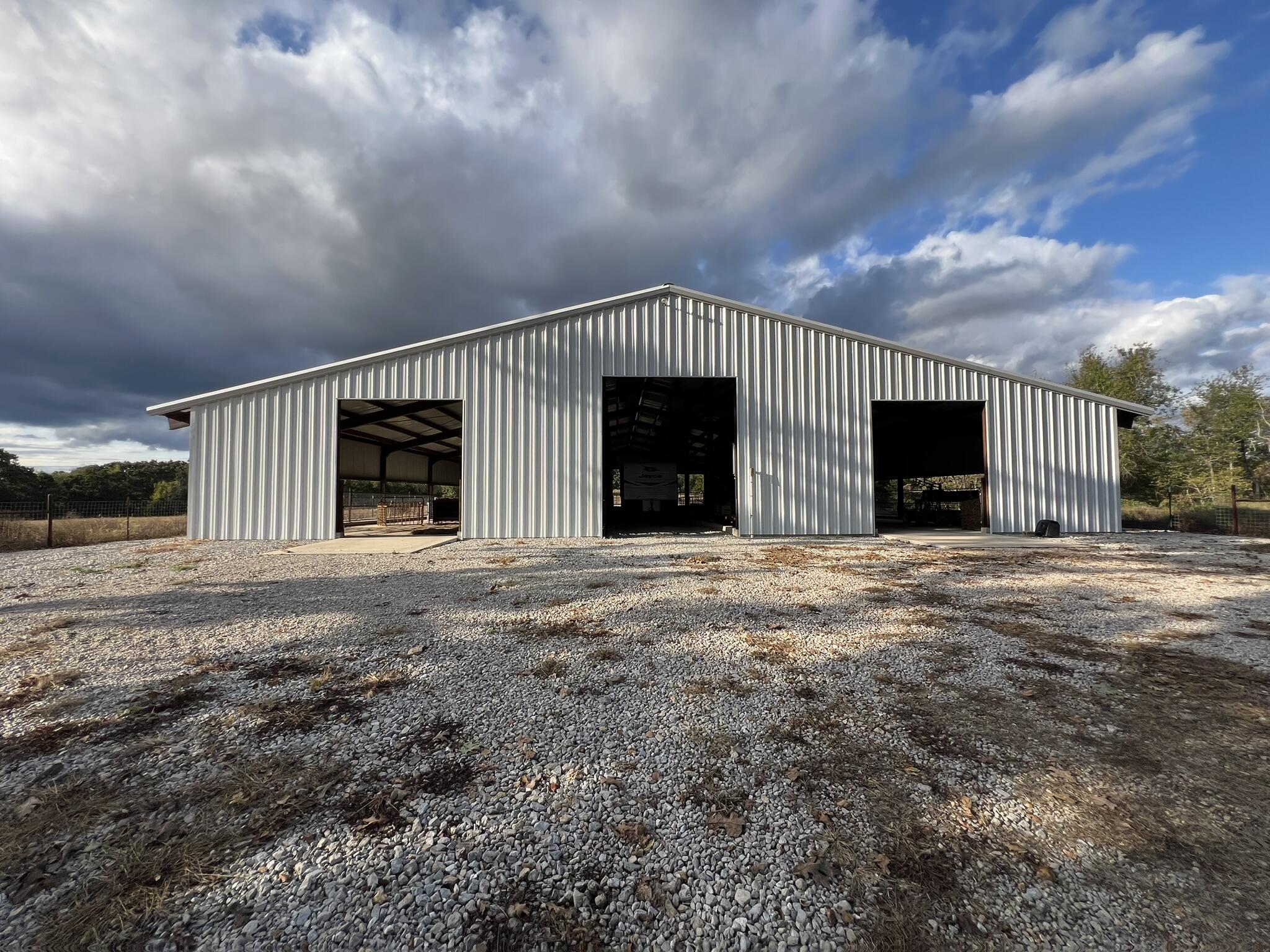 1107 Holloway Drive Property Photo 6