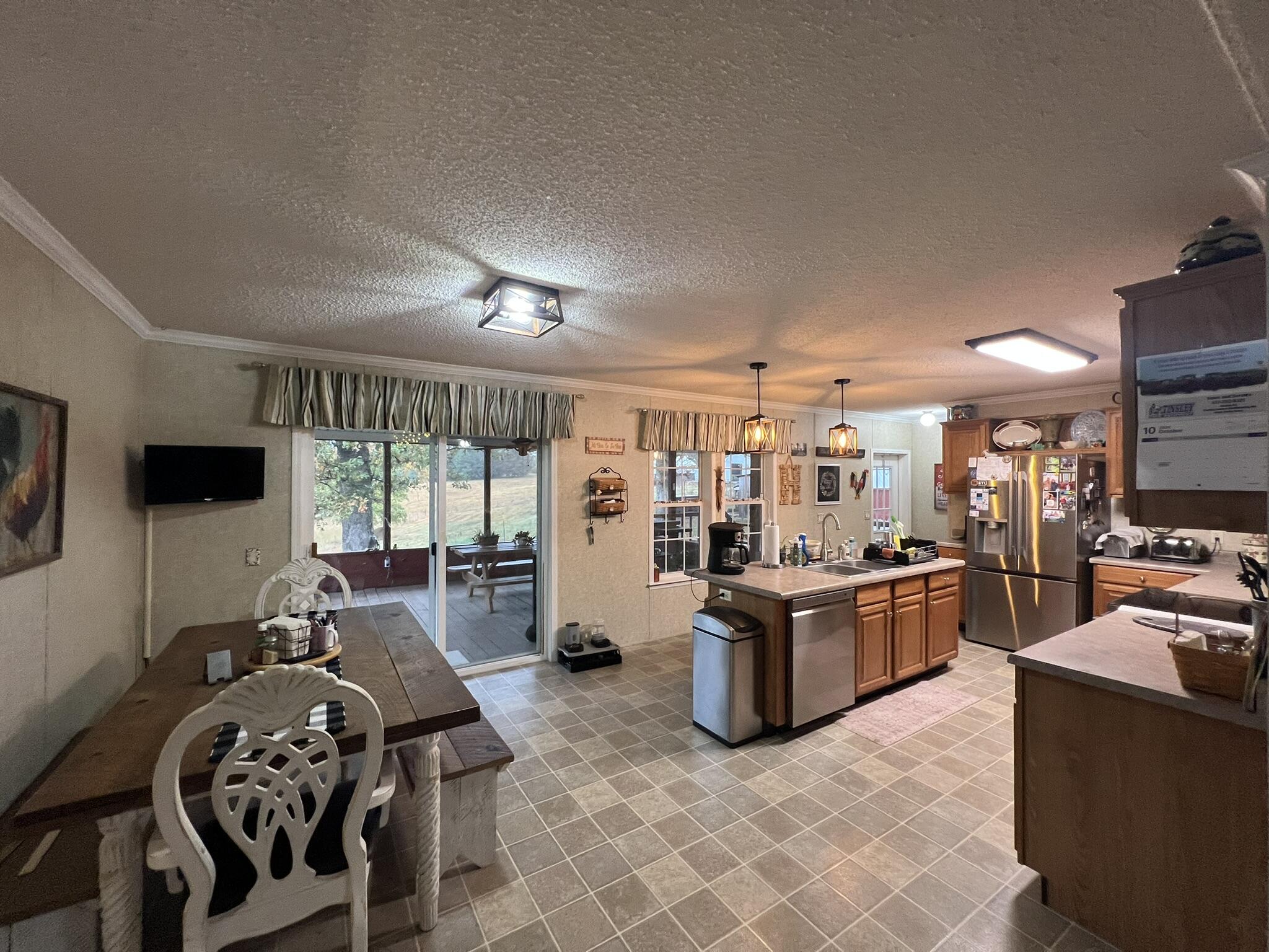 1107 Holloway Drive Property Photo 16