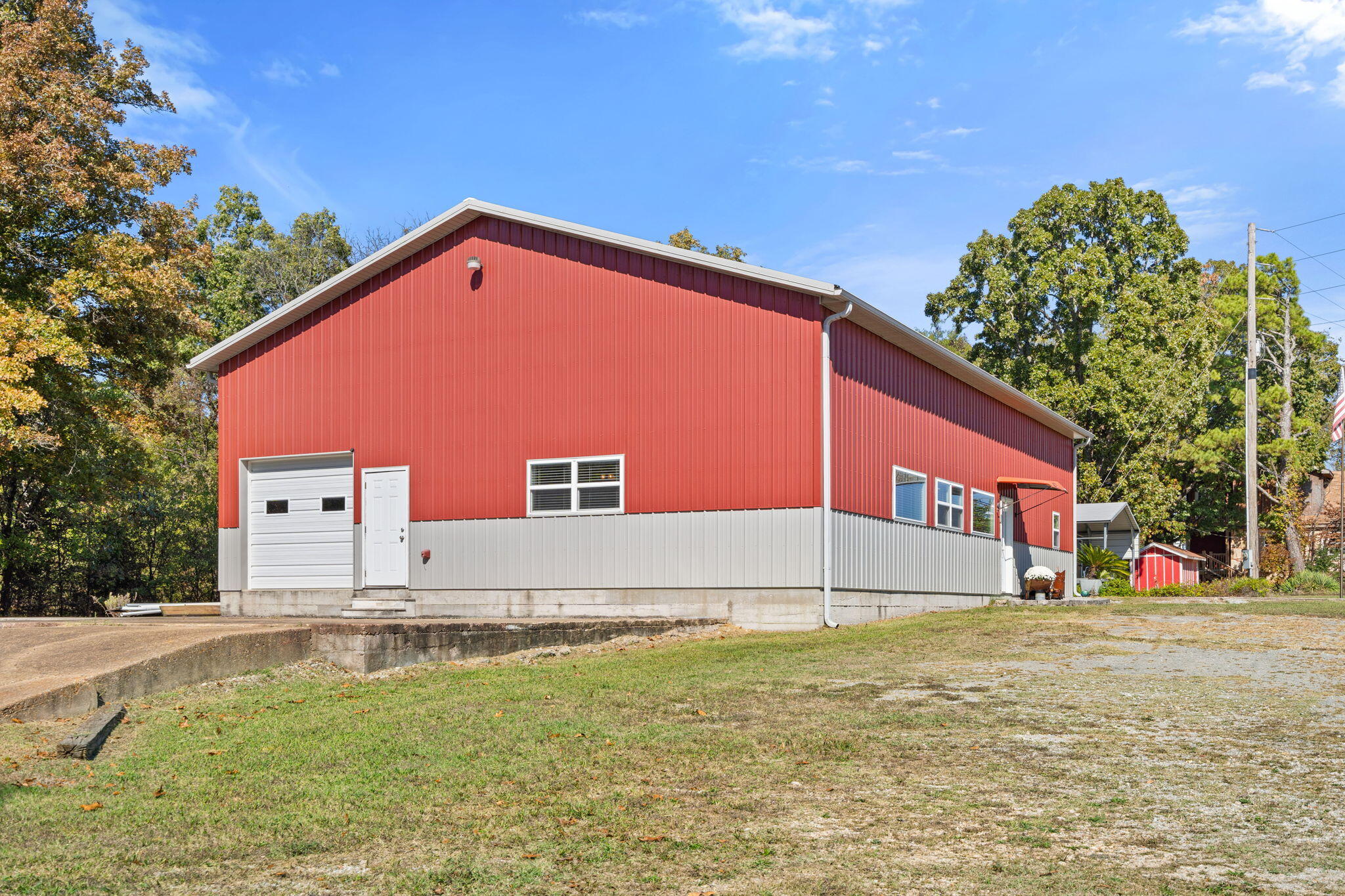6471 State Highway 13 Property Photo 3