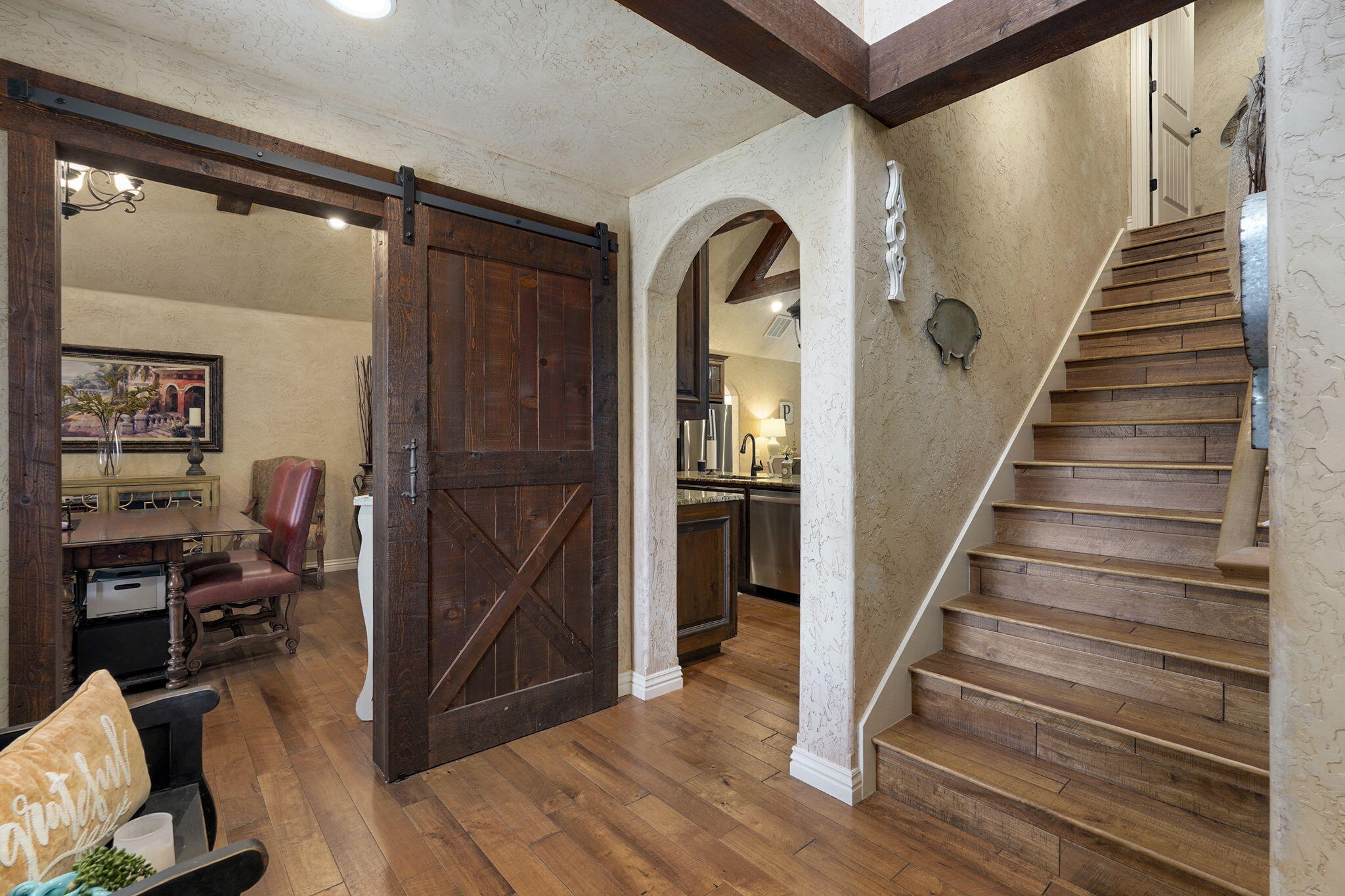 8324 Rolling Hills Drive Property Photo 34