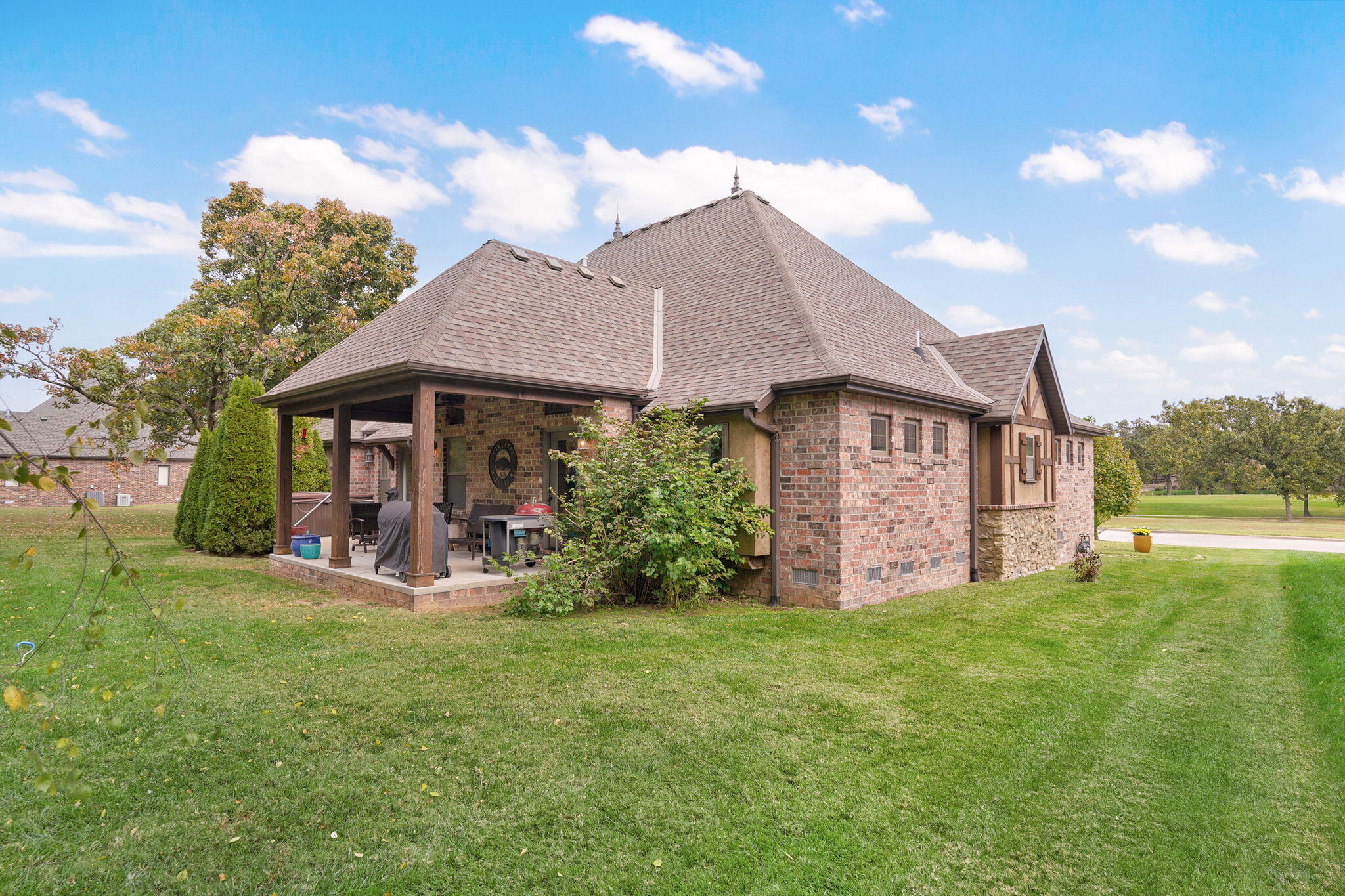 8324 Rolling Hills Drive Property Photo 48