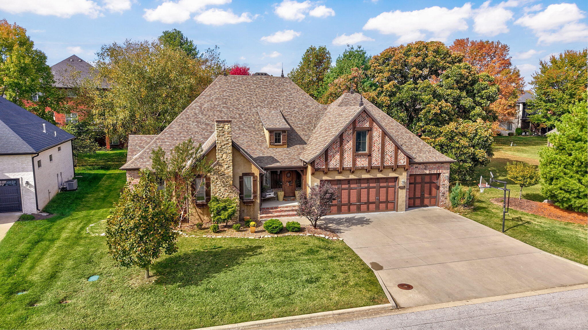 8324 Rolling Hills Drive Property Photo 52