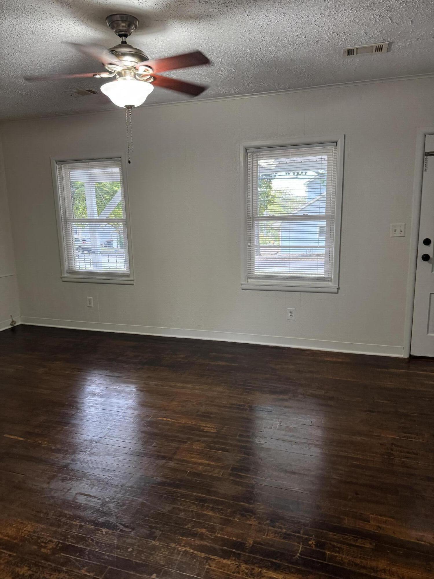 1508 Townsend Street Property Photo 7